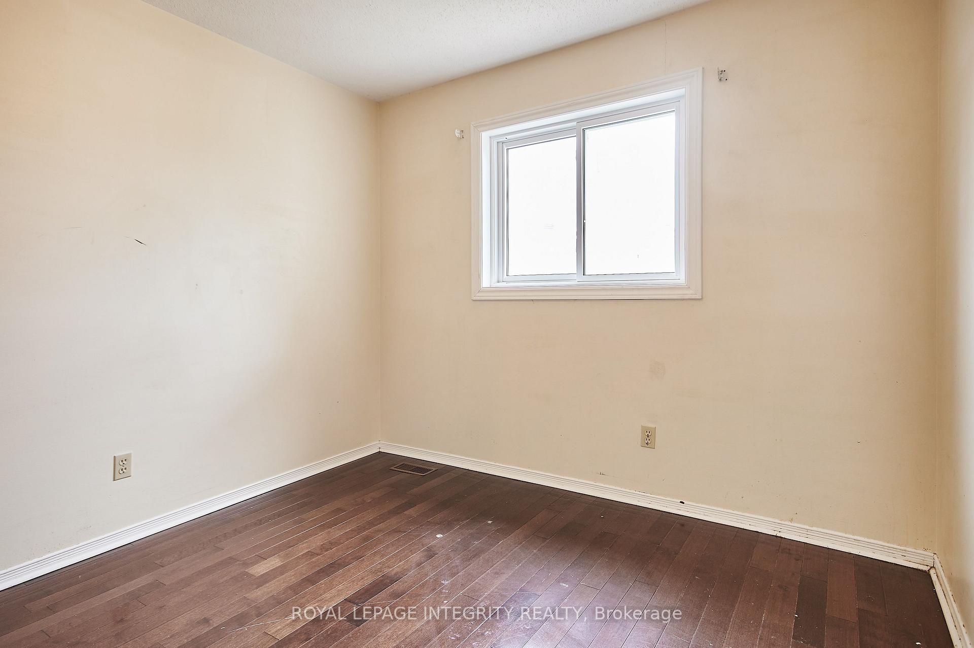 Photo 25 of 51 Havenhurst Crescent, Ottawa, Hunt Club Park/Greenboro — HOMEH