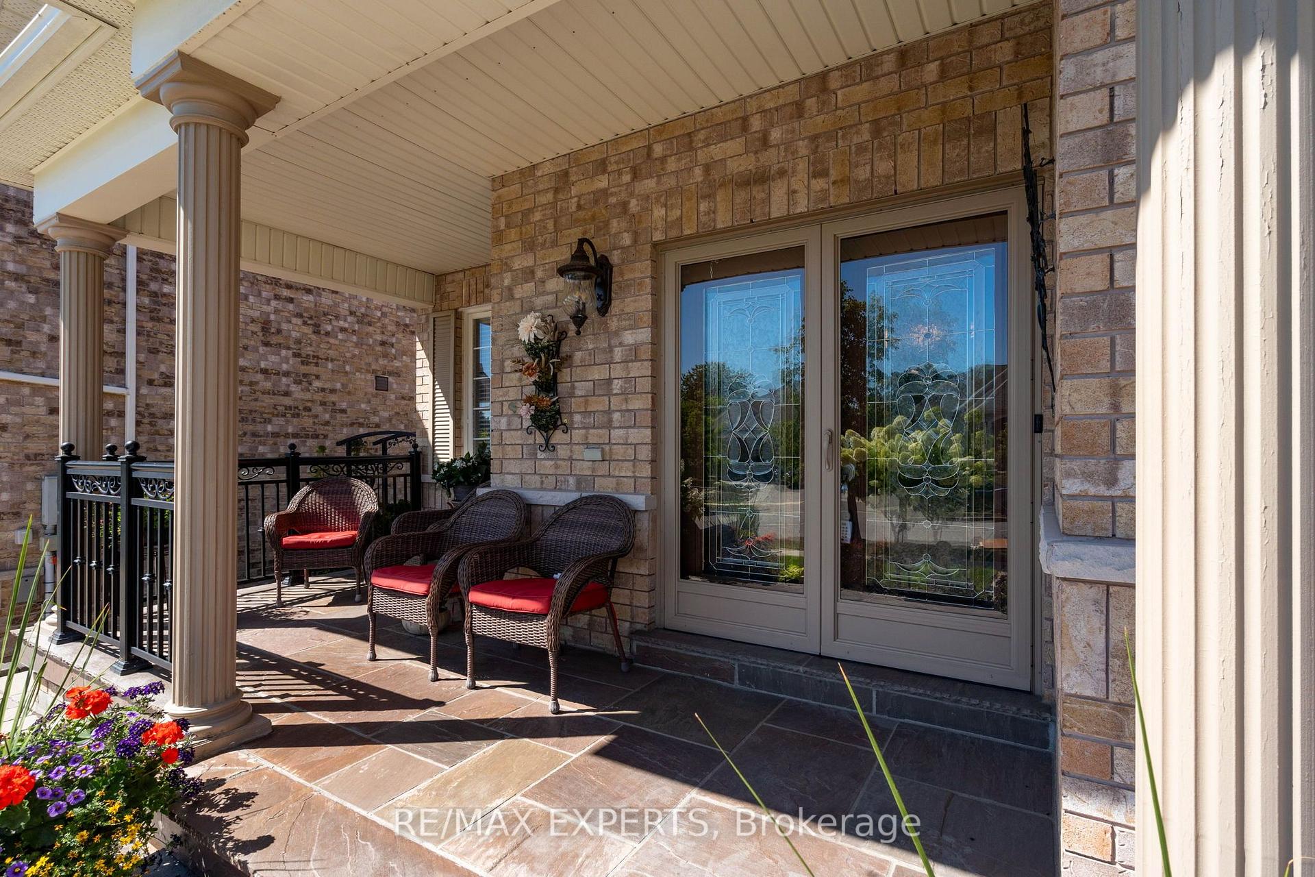 Photo 4 of 8 Evans Ridge, Caledon, Bolton North — HOMEH