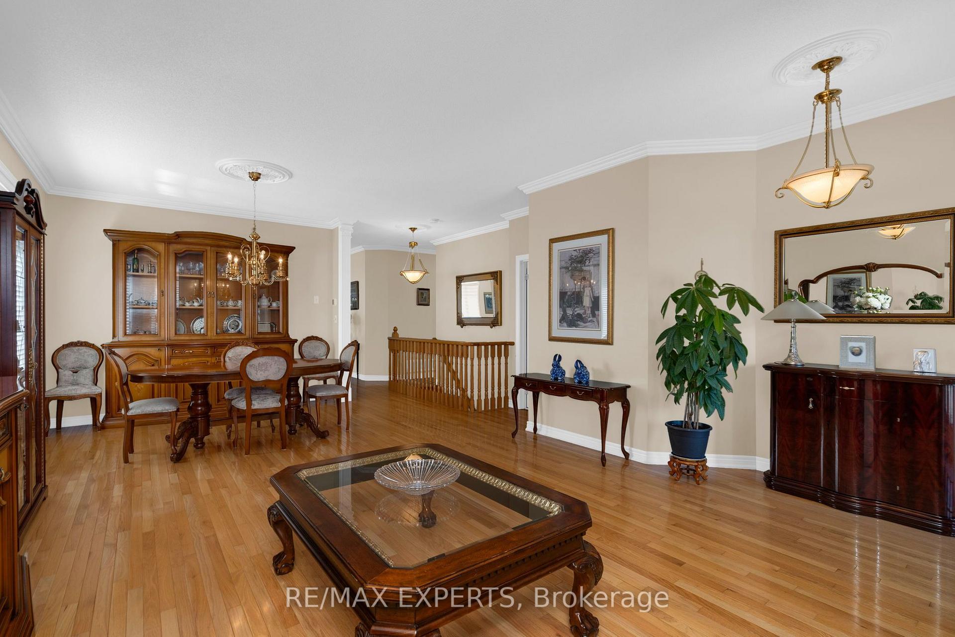 Photo 7 of 8 Evans Ridge, Caledon, Bolton North — HOMEH