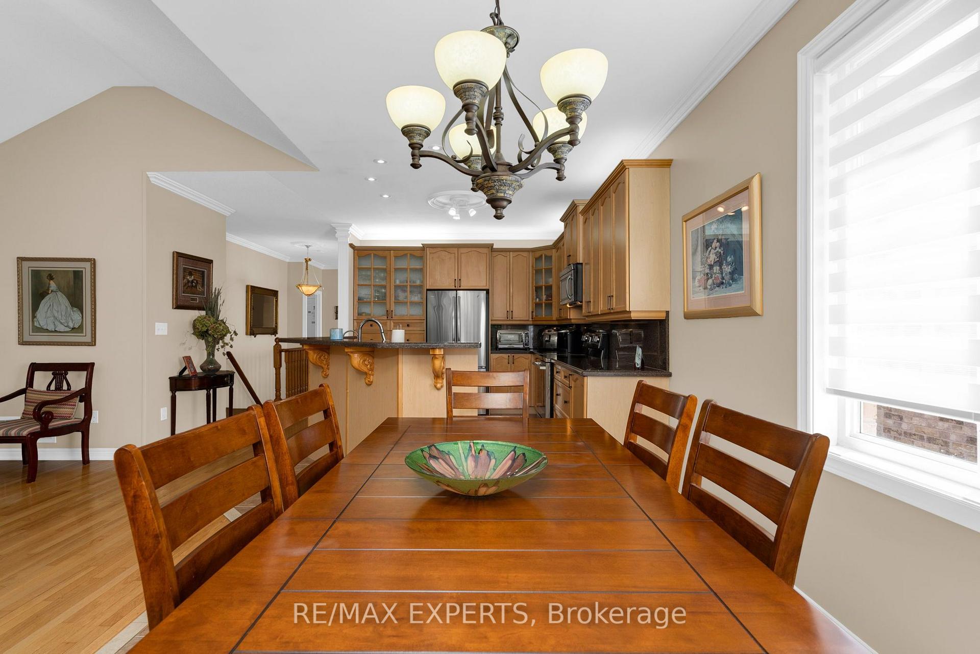 Photo 18 of 8 Evans Ridge, Caledon, Bolton North — HOMEH