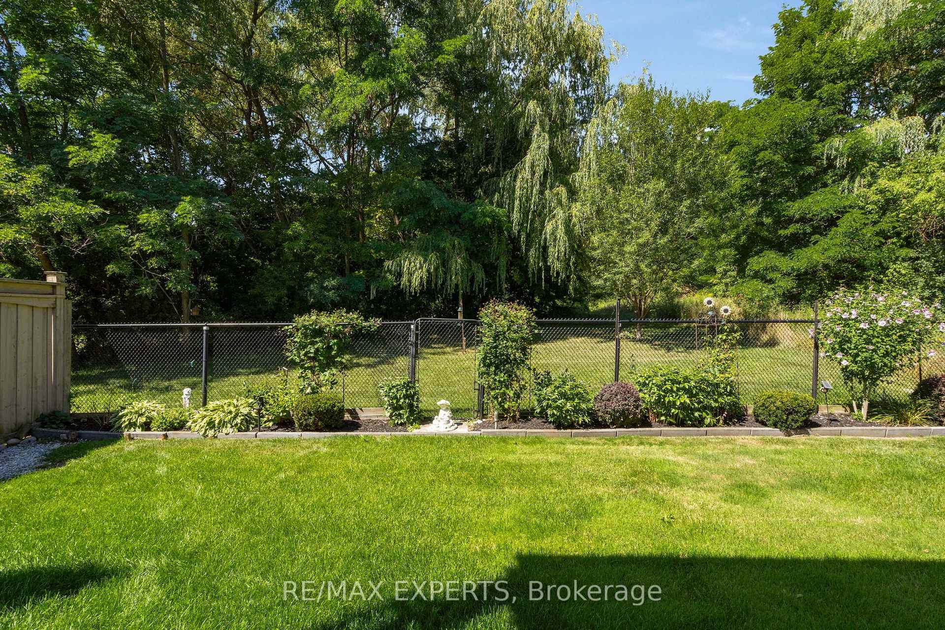Photo 48 of 8 Evans Ridge, Caledon, Bolton North — HOMEH