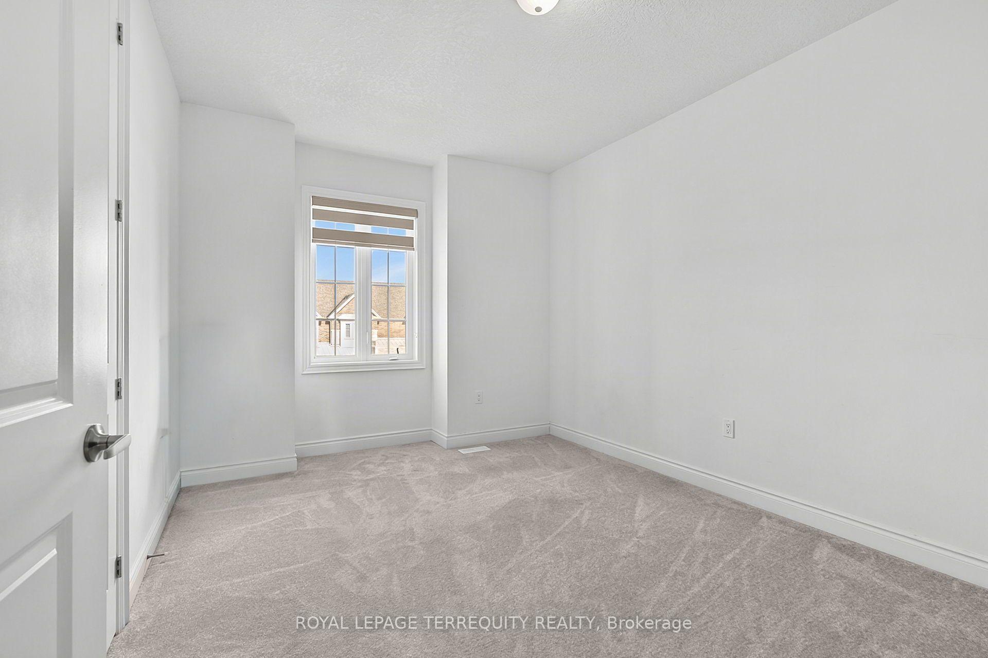 Photo 27 of 9 Kiernan Crescent N, New Tecumseth, Alliston — HOMEH