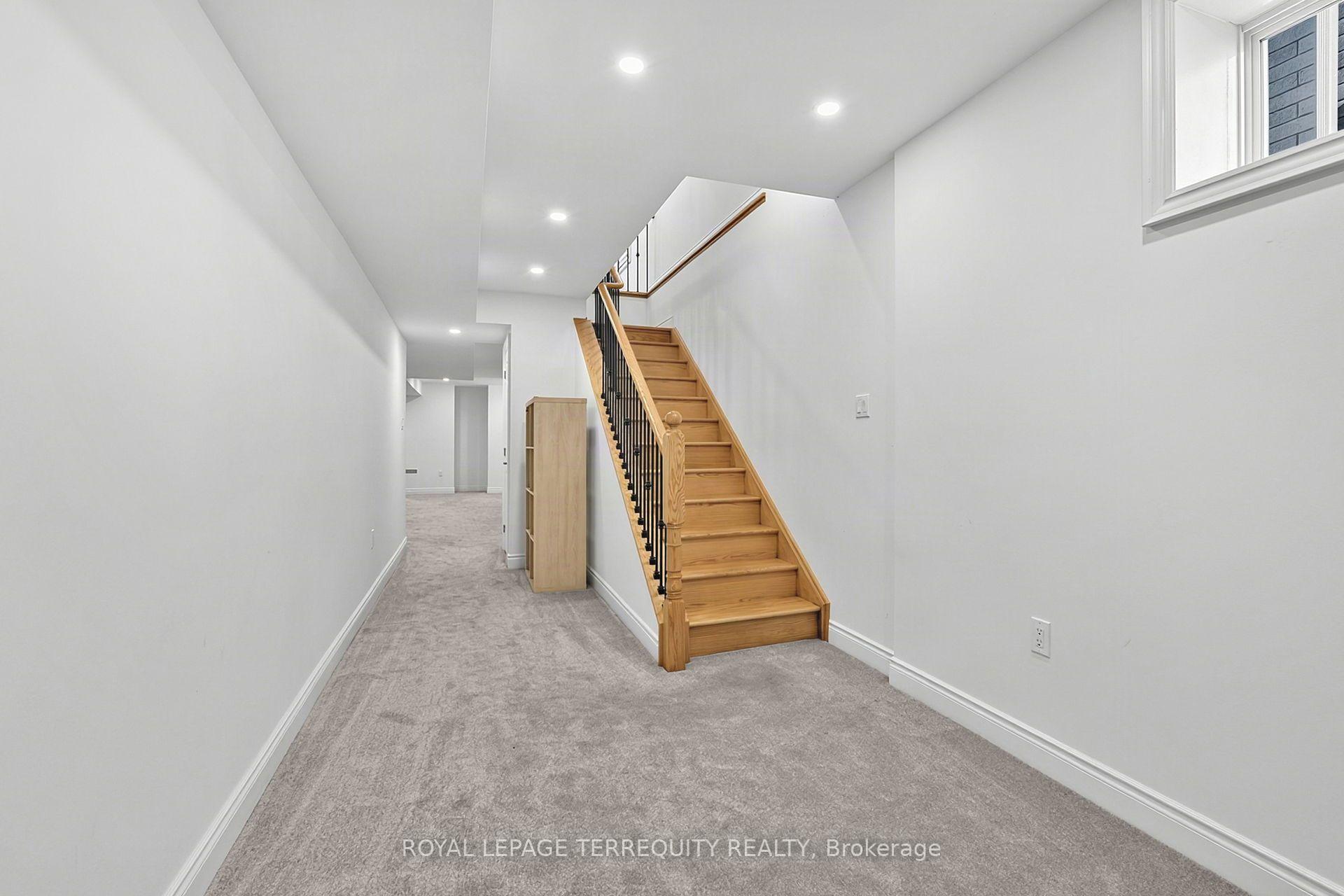 Photo 30 of 9 Kiernan Crescent N, New Tecumseth, Alliston — HOMEH