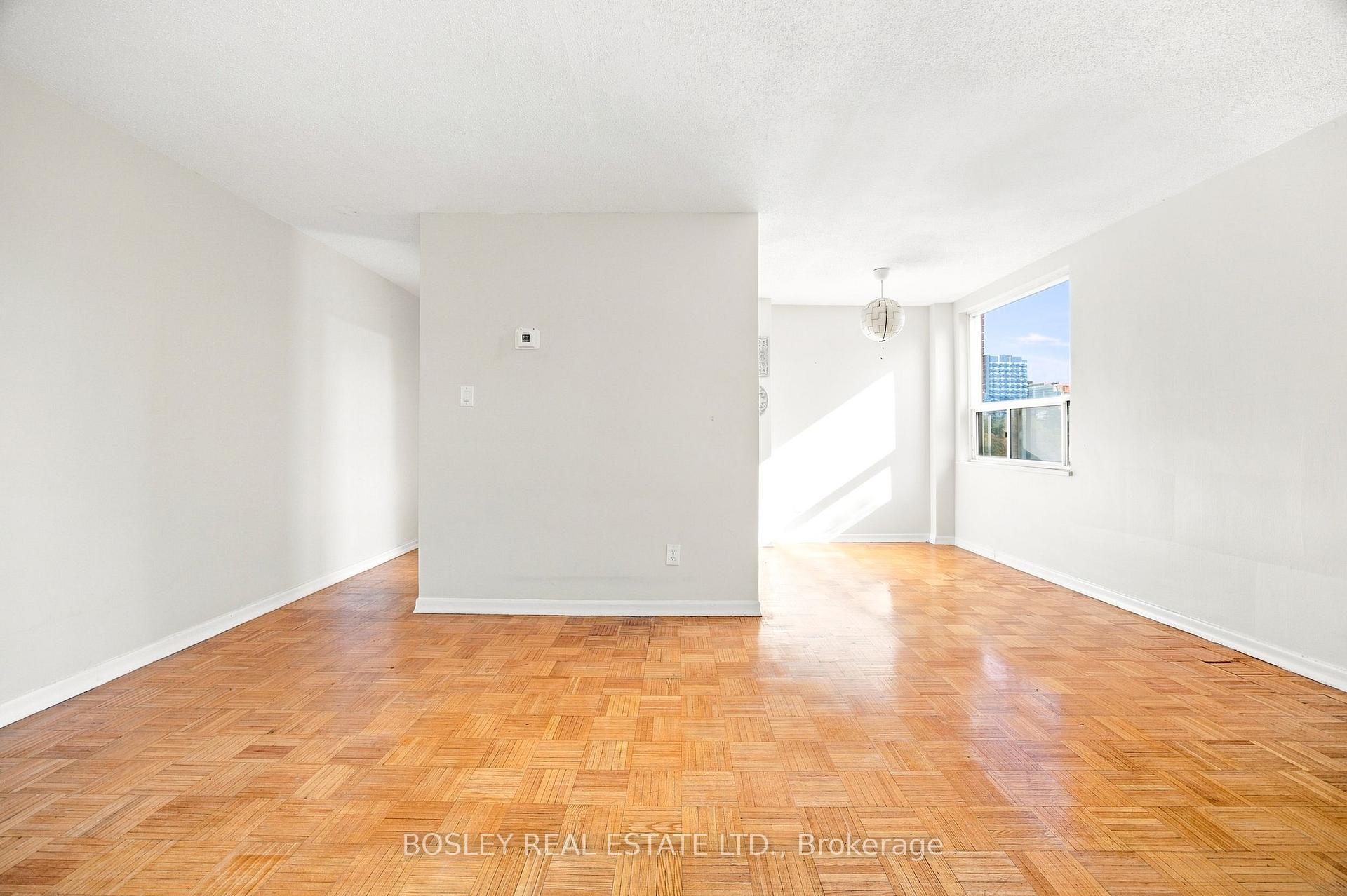 Photo 4 of Unit 409, 85 Lawton Boulevard, Toronto, Yonge-St. Clair — HOMEH