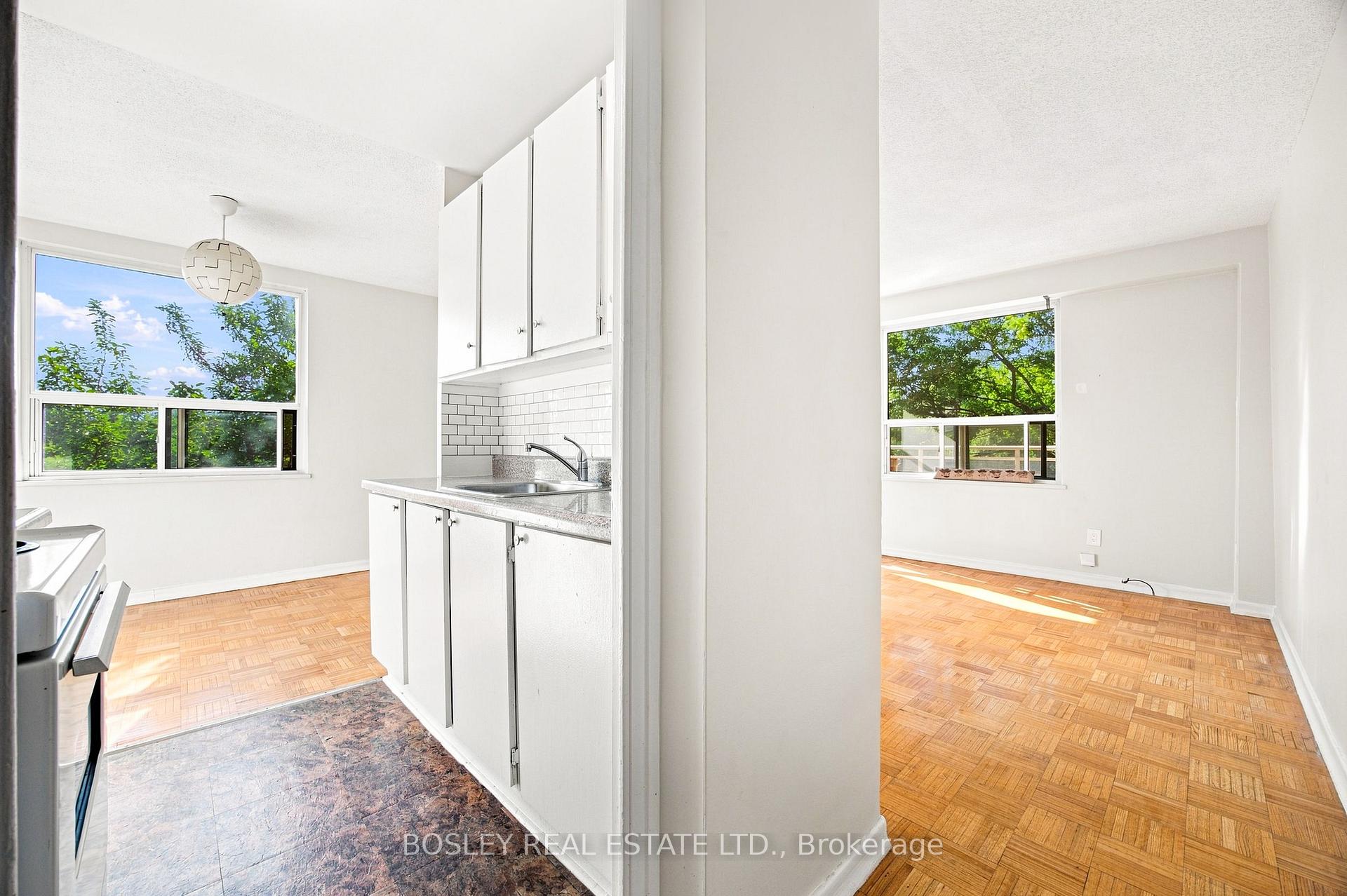 Photo 8 of Unit 409, 85 Lawton Boulevard, Toronto, Yonge-St. Clair — HOMEH