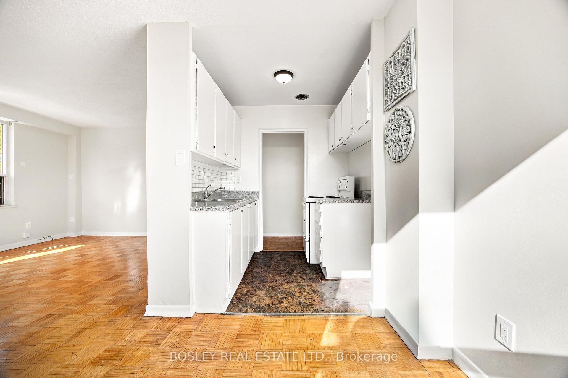 Photo 13 of Unit 409, 85 Lawton Boulevard, Toronto, Yonge-St. Clair — HOMEH