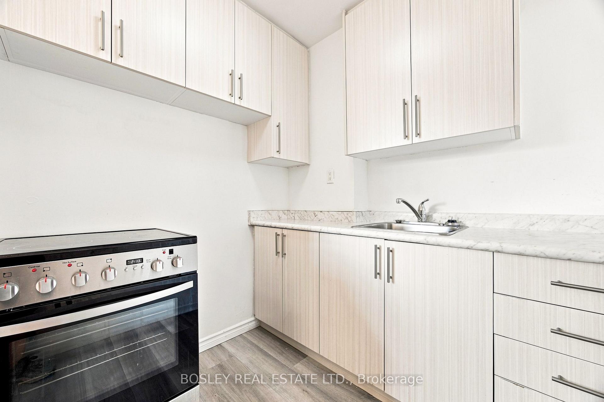 Photo 10 of Unit 310, 85 Lawton Boulevard, Toronto, Yonge-St. Clair — HOMEH