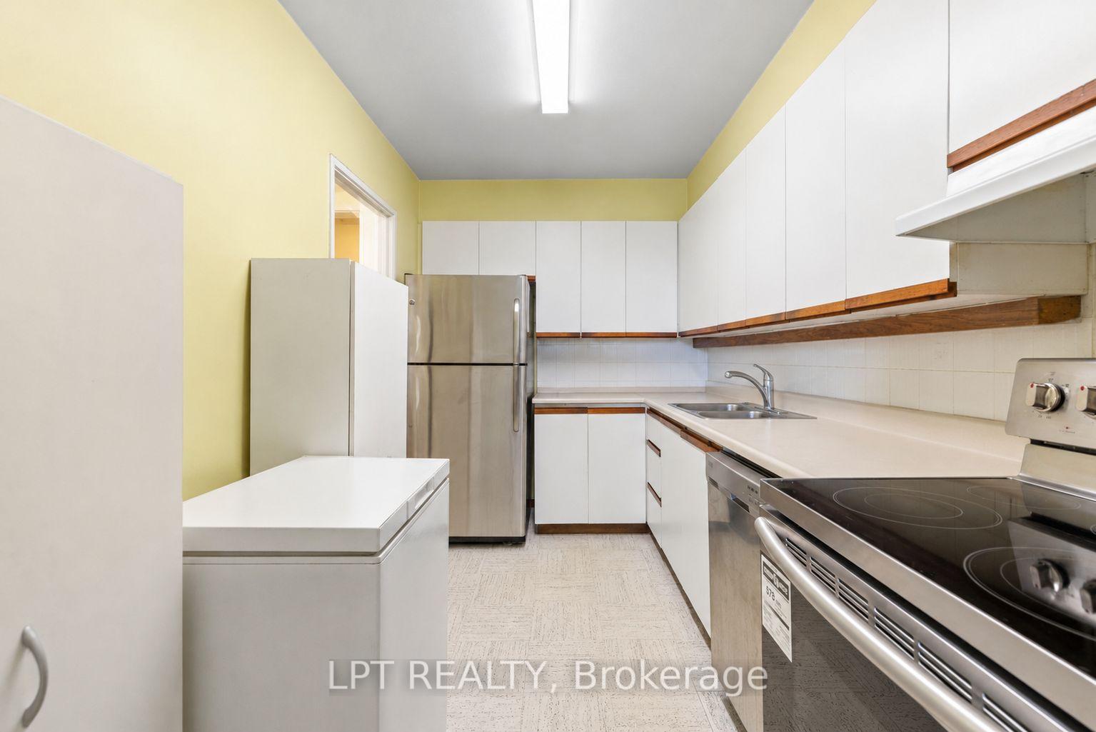 Photo 23 of Unit 2811, 5 Massey Square, Toronto, Crescent Town — HOMEH