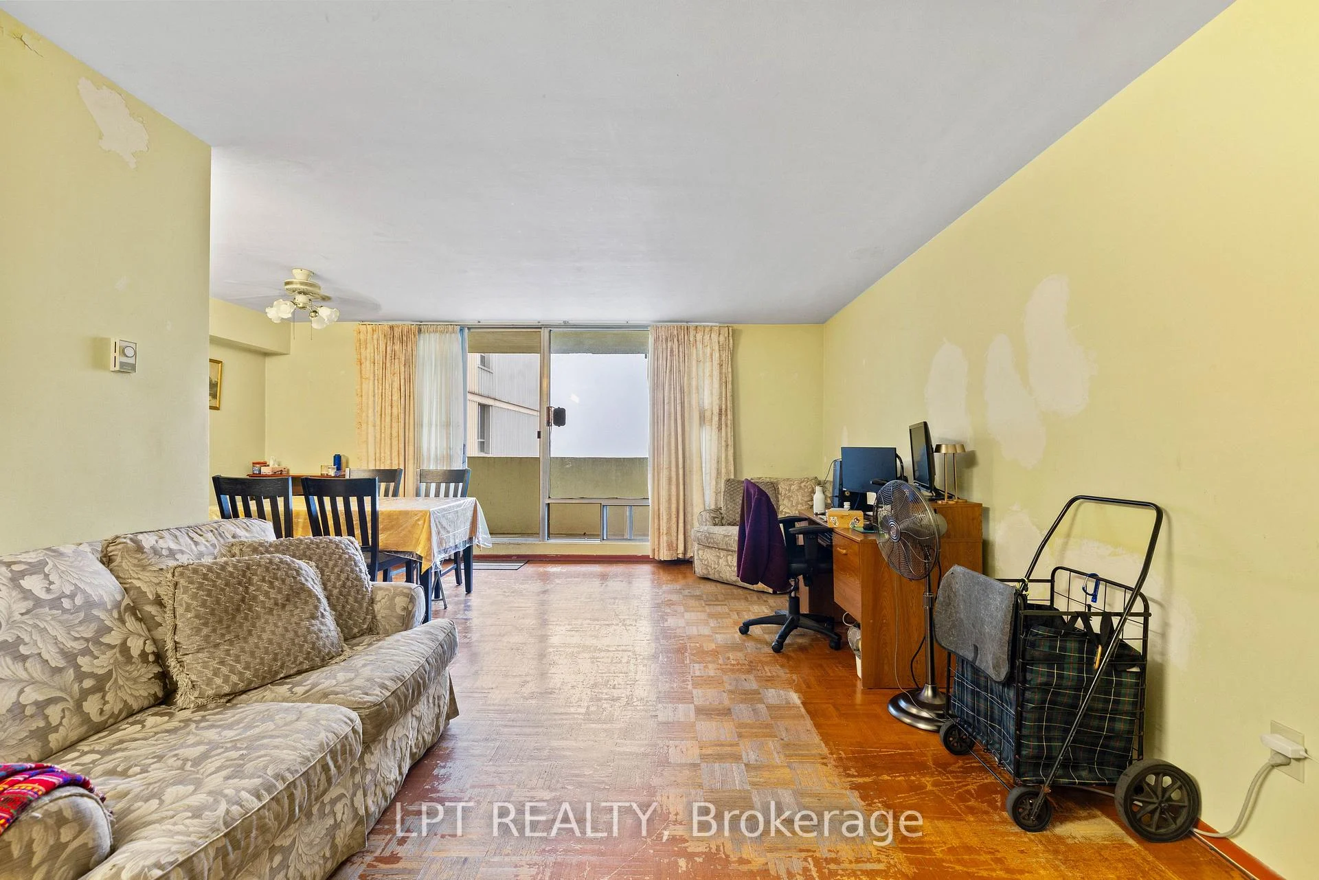 Photo 13 of Unit 2811, 5 Massey Square, Toronto, Crescent Town — HOMEH