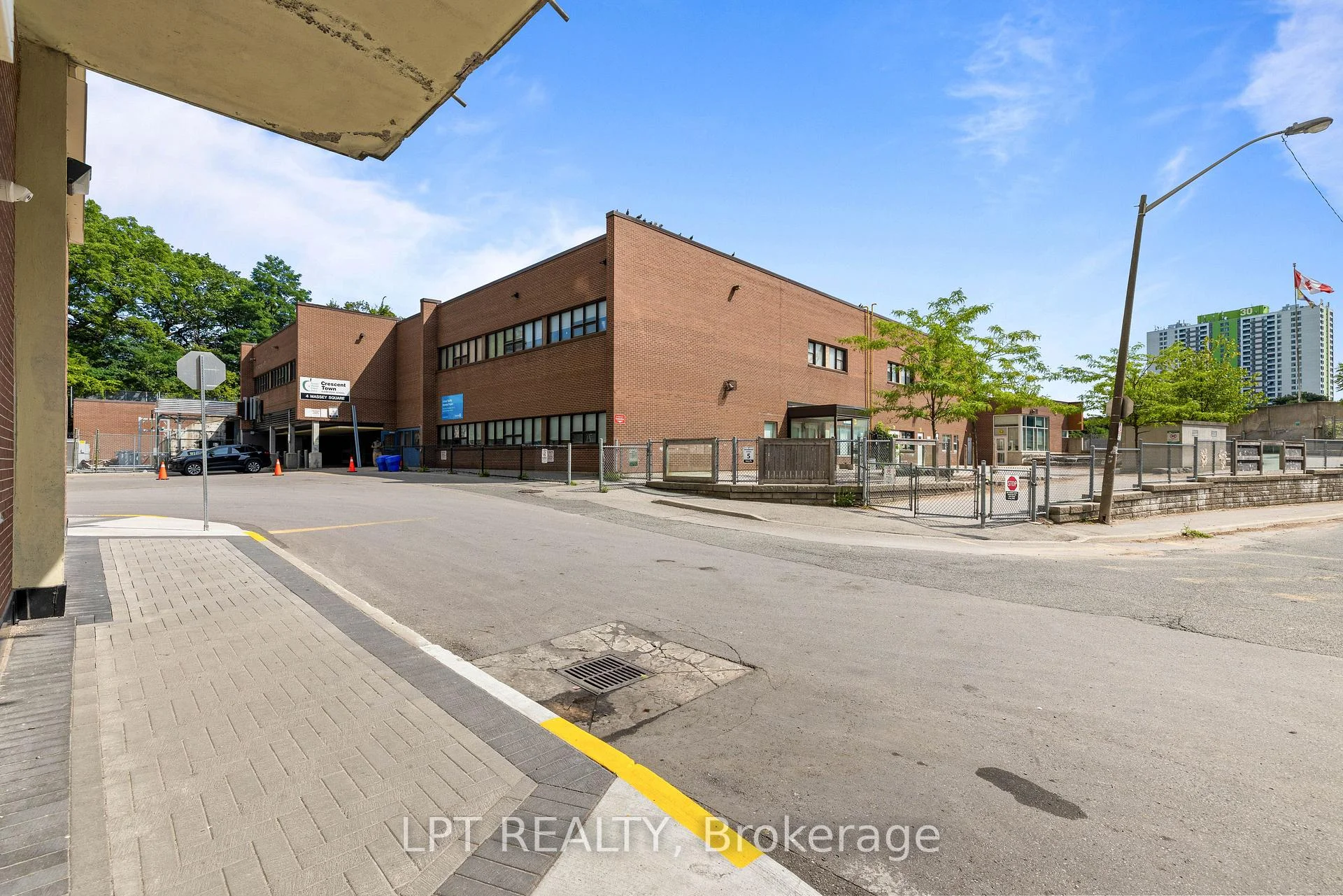 Photo 43 of Unit 2811, 5 Massey Square, Toronto, Crescent Town — HOMEH