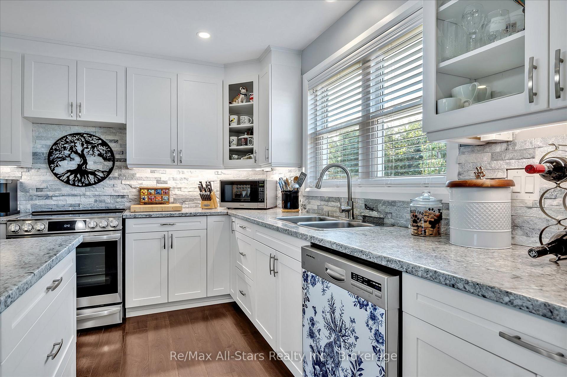 Photo 11 of 299 Barry Road, Madoc — HOMEH