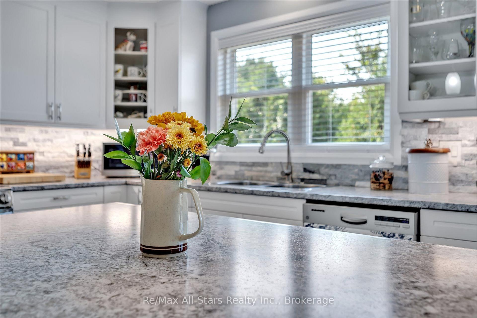 Photo 16 of 299 Barry Road, Madoc — HOMEH