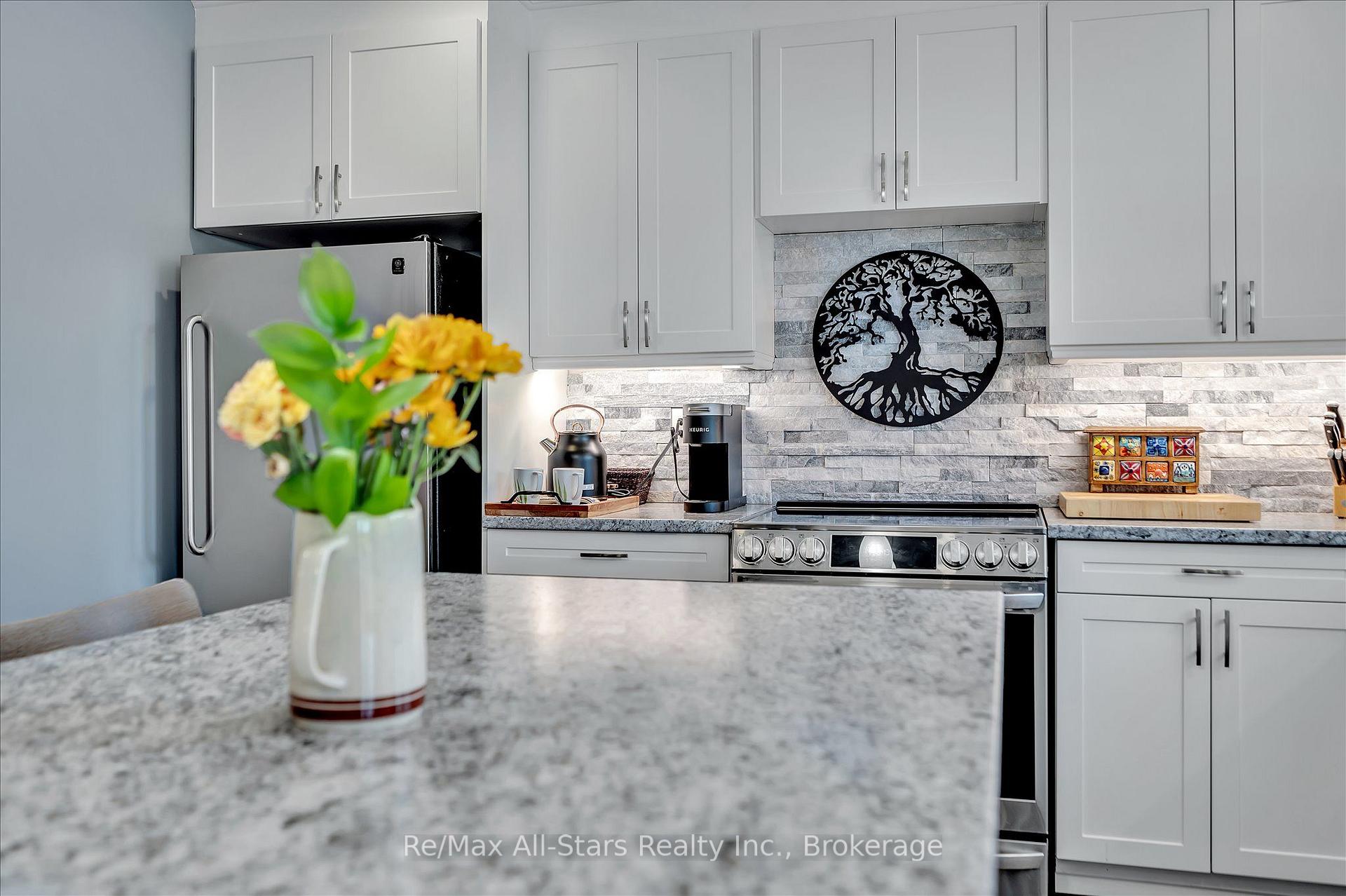 Photo 17 of 299 Barry Road, Madoc — HOMEH