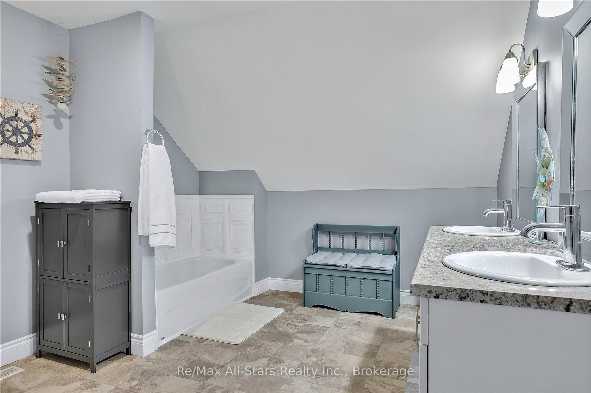 Photo 33 of 299 Barry Road, Madoc — HOMEH