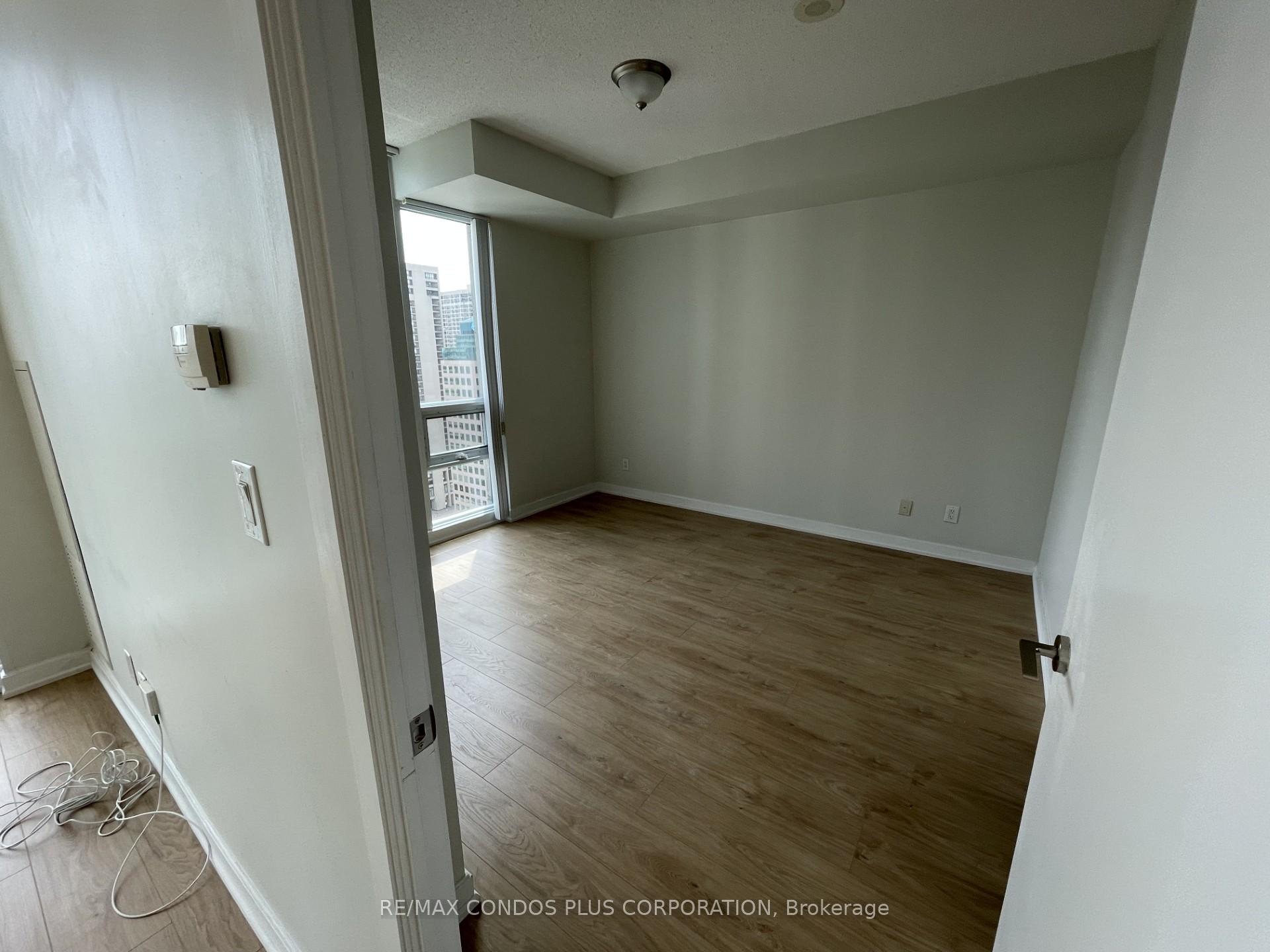 Photo 9 of Unit 2408, 18 Harbour Street, Toronto, Waterfront Communities — HOMEH