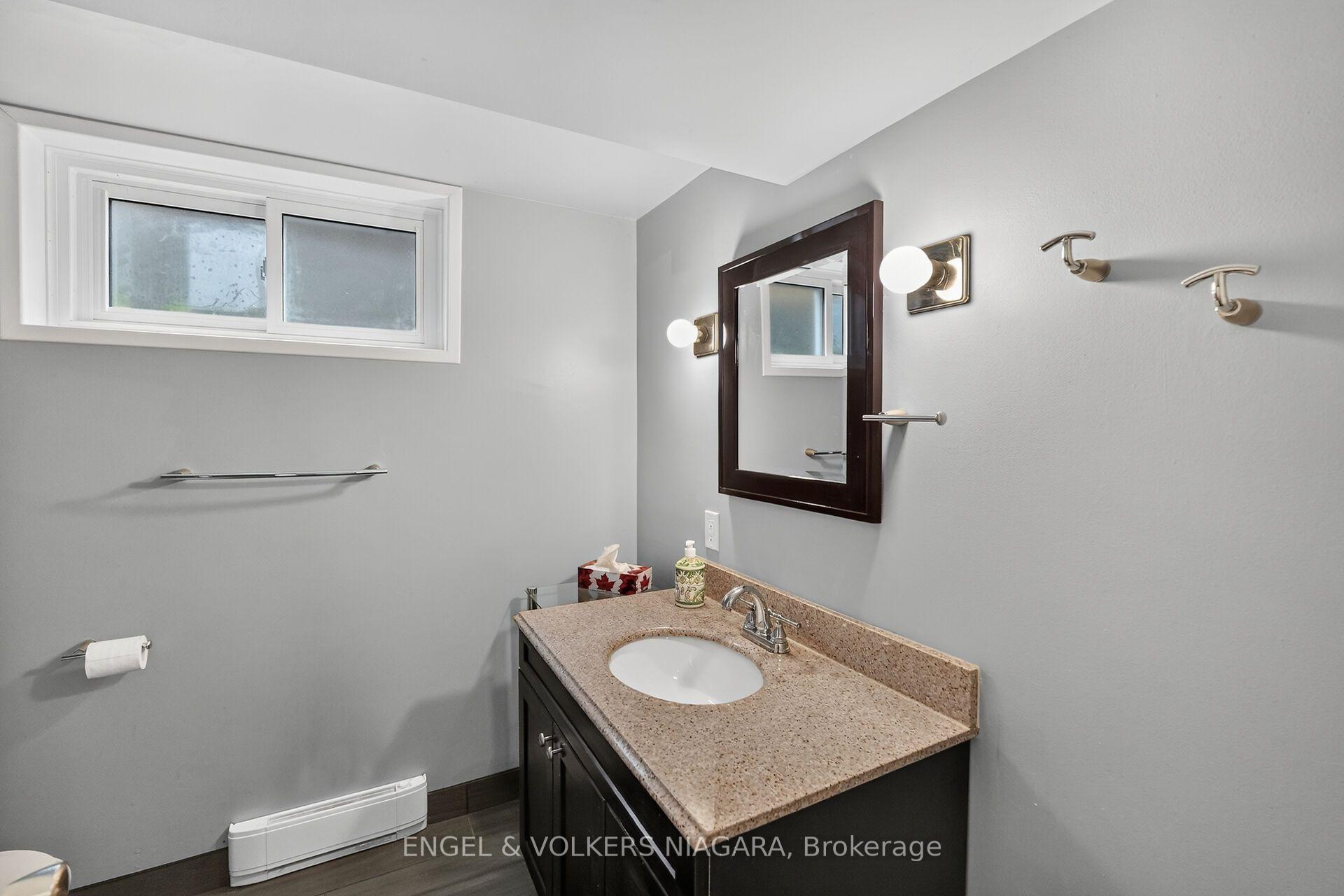 Photo 38 of 7380 Green Boughs Road, Niagara Falls, Casey — HOMEH