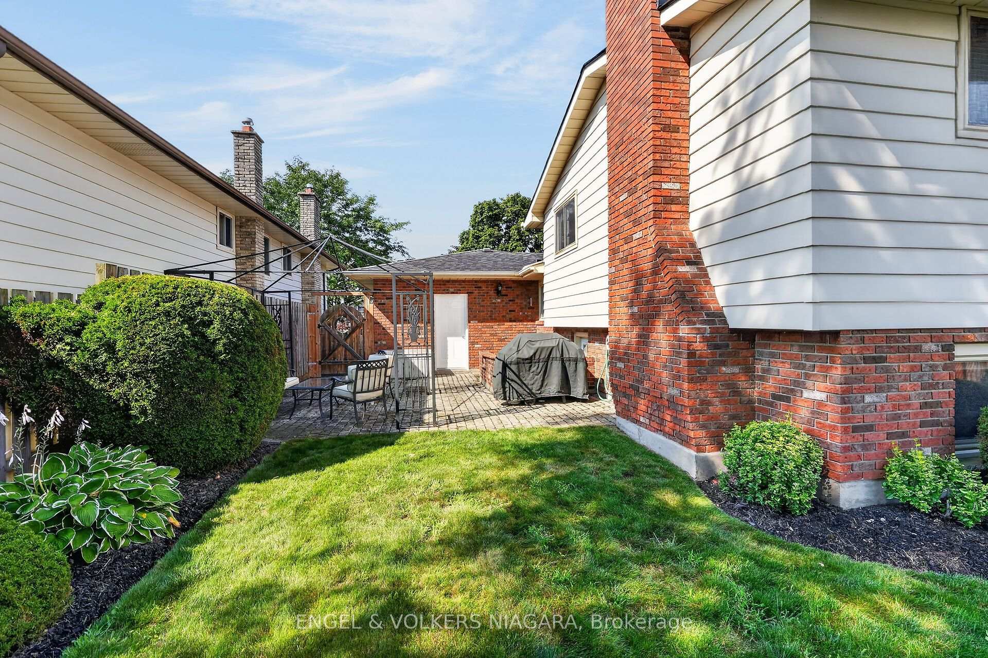 Photo 47 of 7380 Green Boughs Road, Niagara Falls, Casey — HOMEH