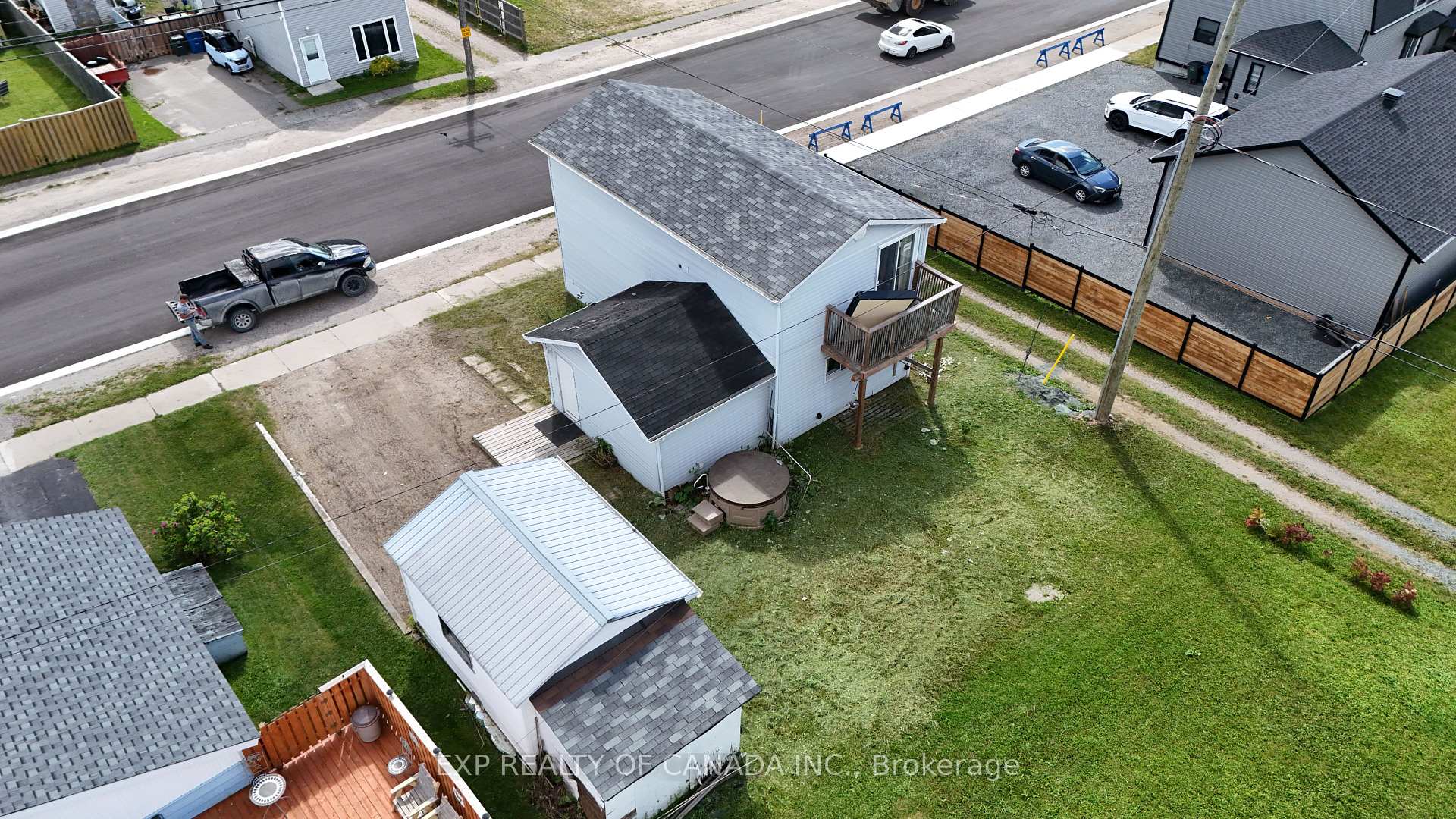 Photo 6 of 275 Sixth Street, Cochrane — HOMEH