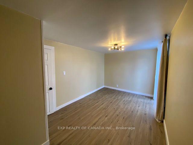 Photo 19 of 275 Sixth Street, Cochrane — HOMEH