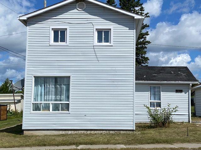Photo 4 of 275 Sixth Street, Cochrane — HOMEH