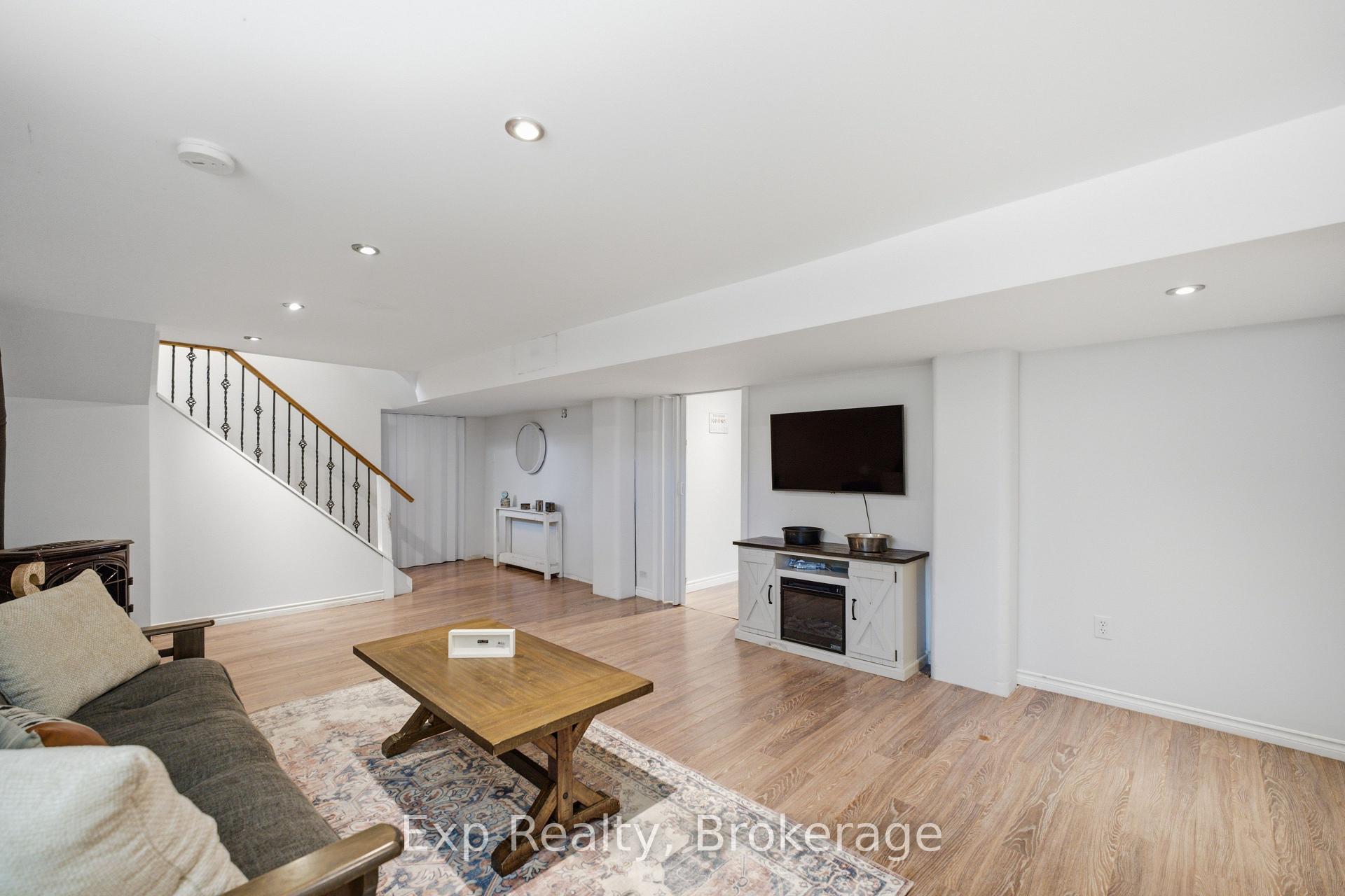 Photo 31 of 18 Railway Street, Brighton — HOMEH