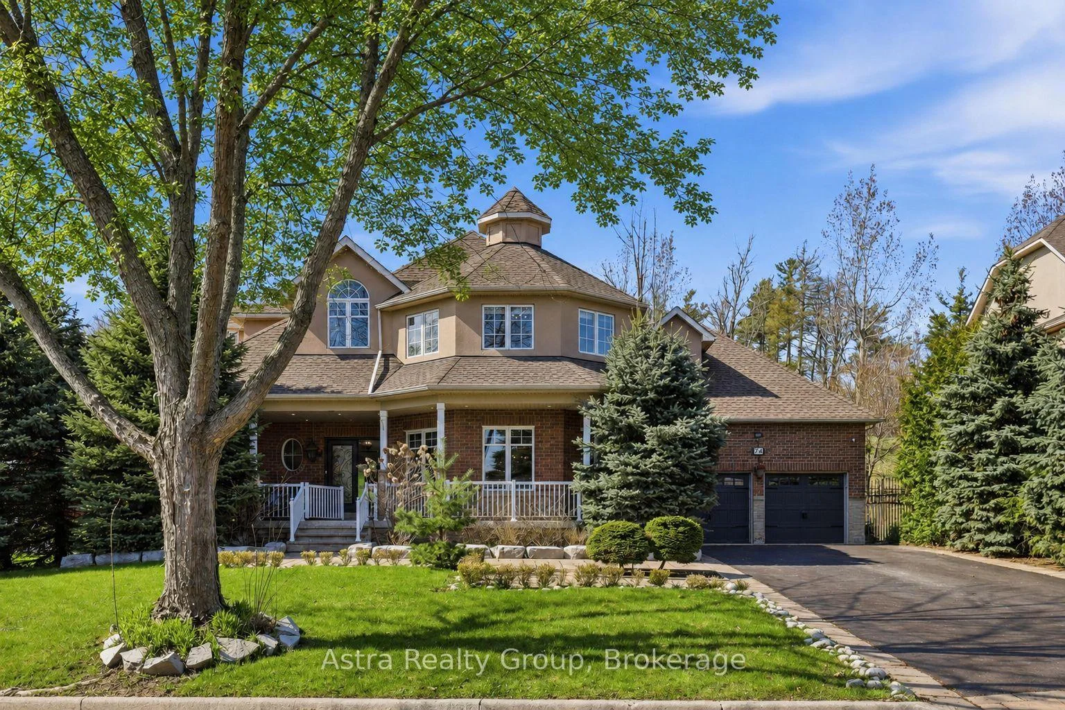 Photo 3 of 74 Kootenay Ridge, Vaughan, Rural Vaughan — HOMEH