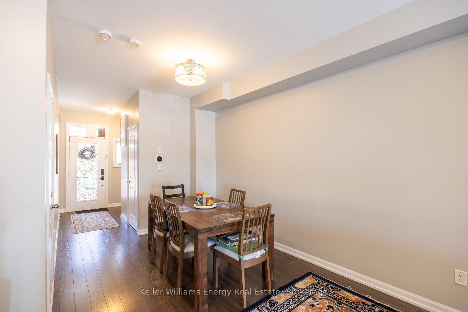 Photo 6 of 72 Longshore Way, Whitby, Port Whitby — HOMEH