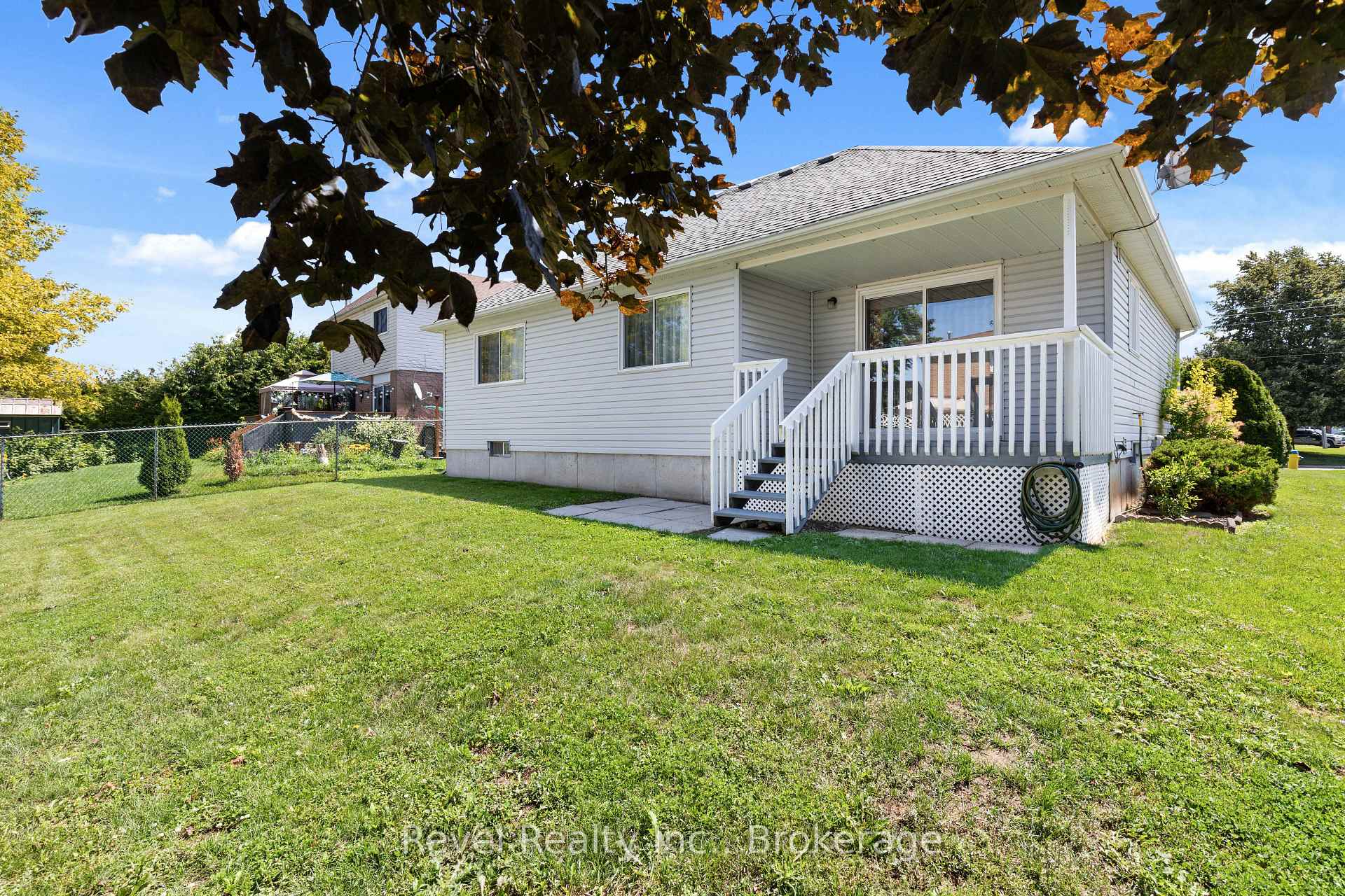 Photo 37 of 164 Elgin Street, Kawartha Lakes, Lindsay — HOMEH