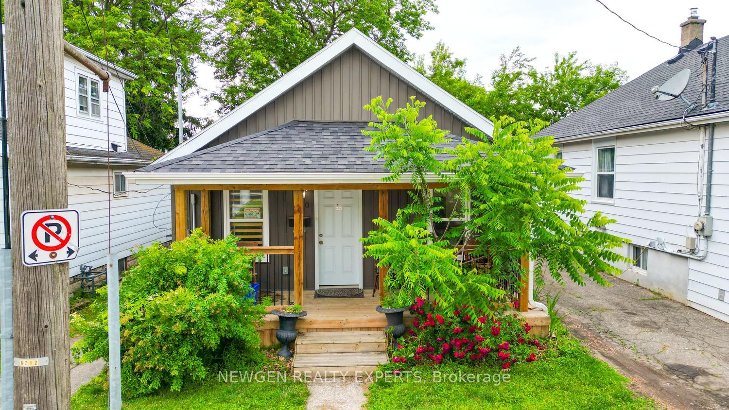 Photo 2 of 10 Wills Street, St. Catharines, Oakdale — HOMEH