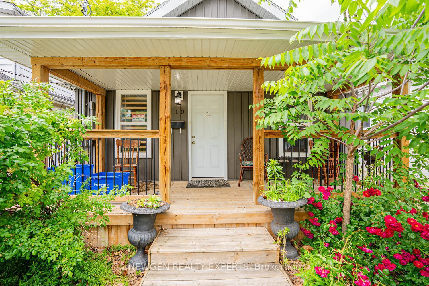 Photo 3 of 10 Wills Street, St. Catharines, Oakdale — HOMEH