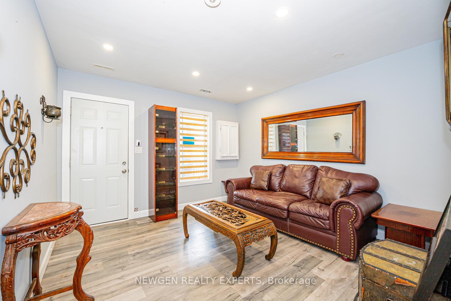 Photo 6 of 10 Wills Street, St. Catharines, Oakdale — HOMEH