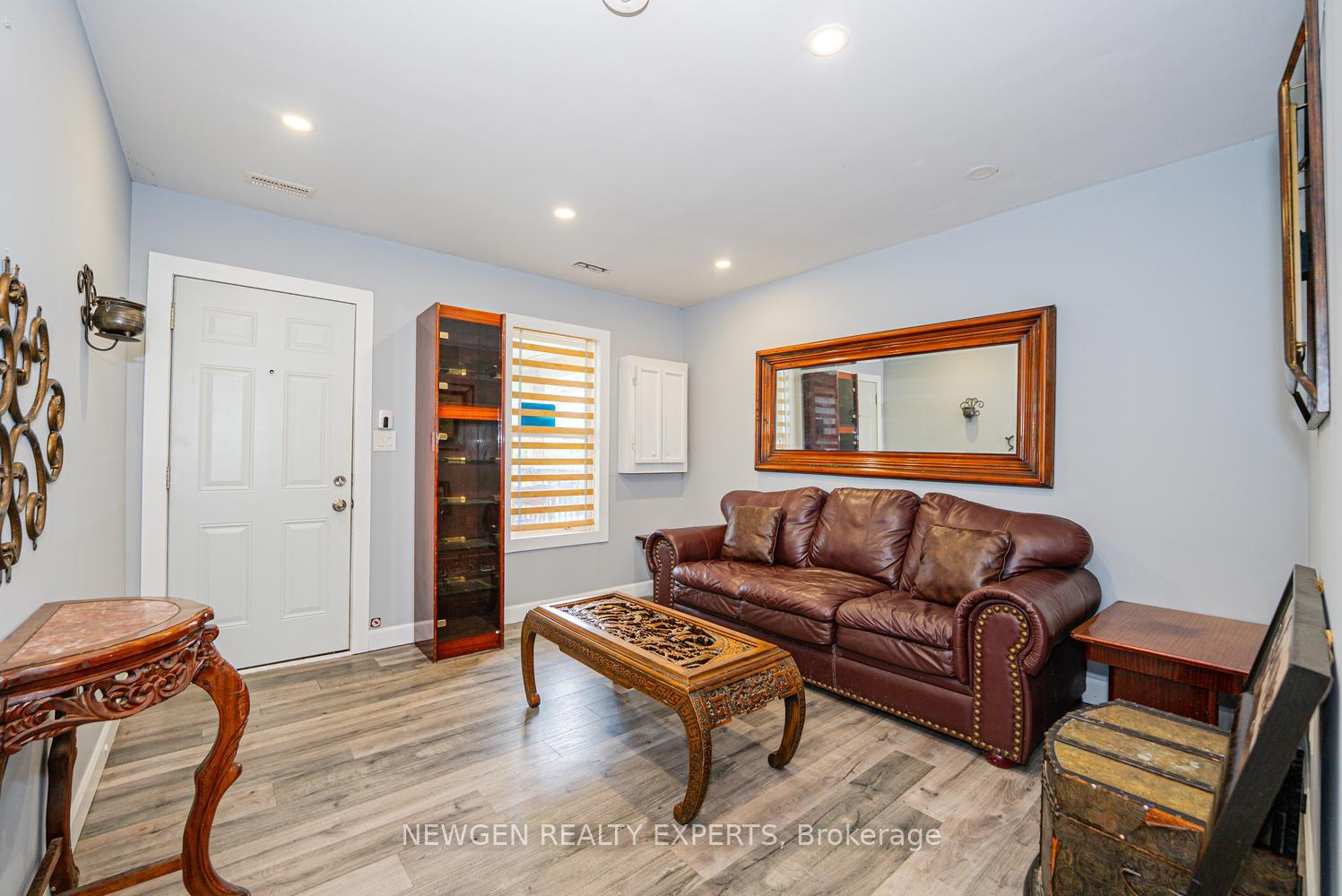 Photo 7 of 10 Wills Street, St. Catharines, Oakdale — HOMEH