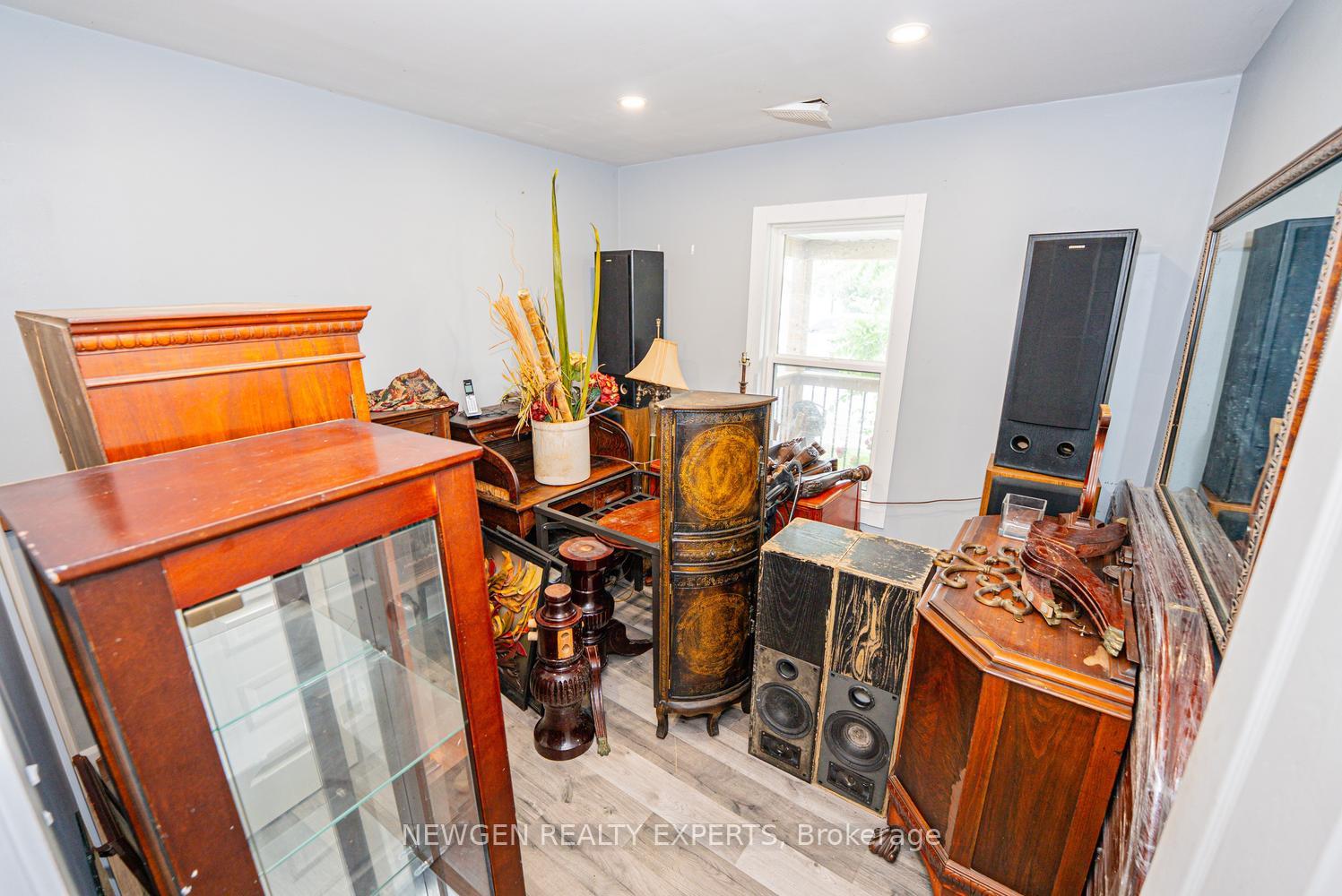 Photo 14 of 10 Wills Street, St. Catharines, Oakdale — HOMEH