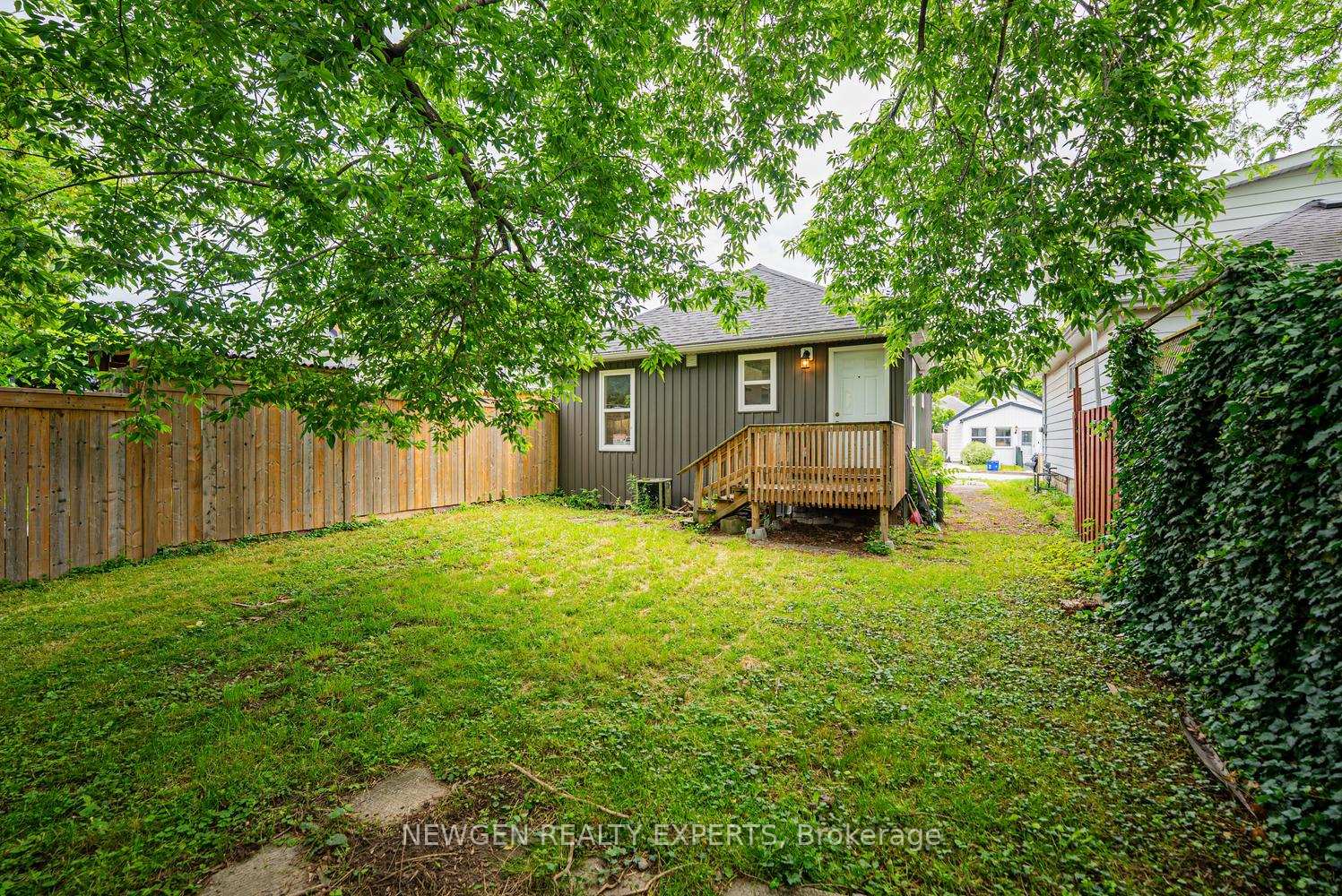 Photo 23 of 10 Wills Street, St. Catharines, Oakdale — HOMEH