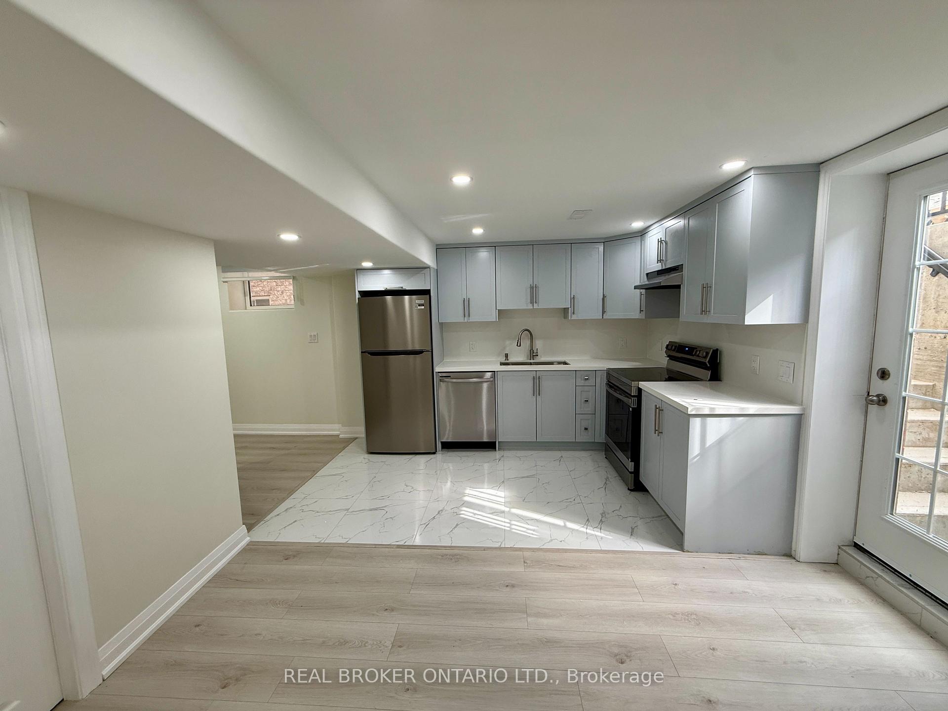 Photo 3 of Unit Bsmt, 42 Sunnyview Road, Brampton, Fletcher's Meadow — HOMEH