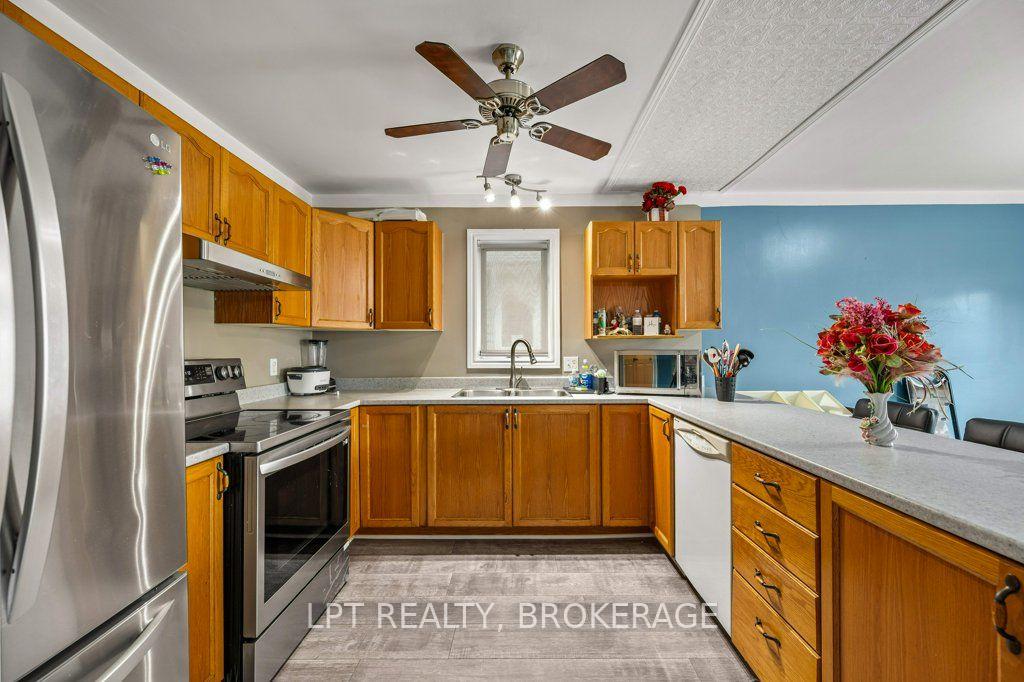 Photo 3 of 8 Wilfred Crescent, Kingston, Rideau — HOMEH