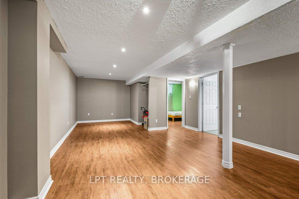 Photo 5 of 8 Wilfred Crescent, Kingston, Rideau — HOMEH