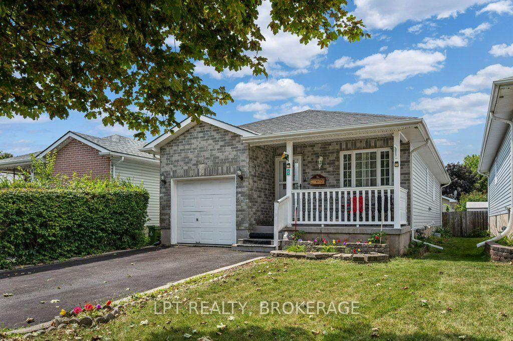 Photo 7 of 8 Wilfred Crescent, Kingston, Rideau — HOMEH