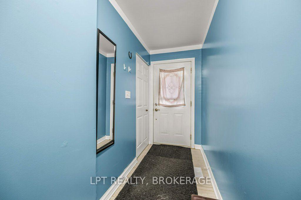 Photo 8 of 8 Wilfred Crescent, Kingston, Rideau — HOMEH
