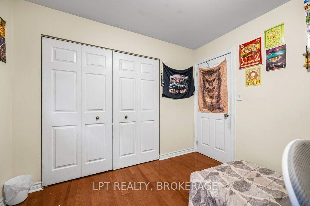 Photo 14 of 8 Wilfred Crescent, Kingston, Rideau — HOMEH