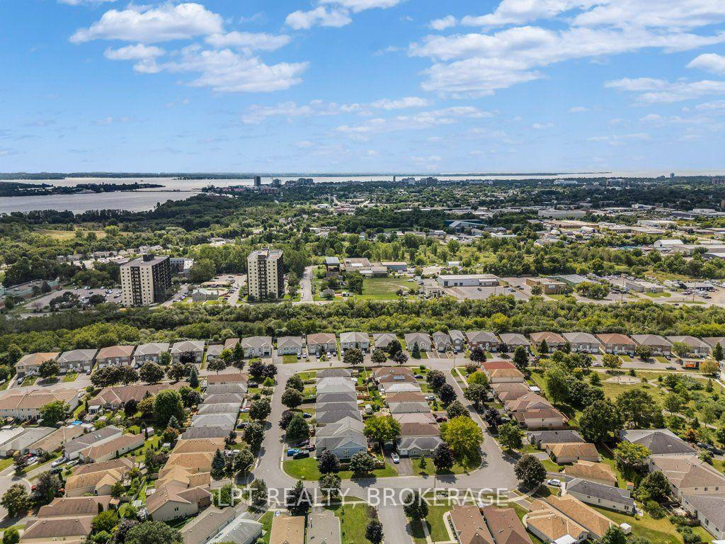 Photo 35 of 8 Wilfred Crescent, Kingston, Rideau — HOMEH
