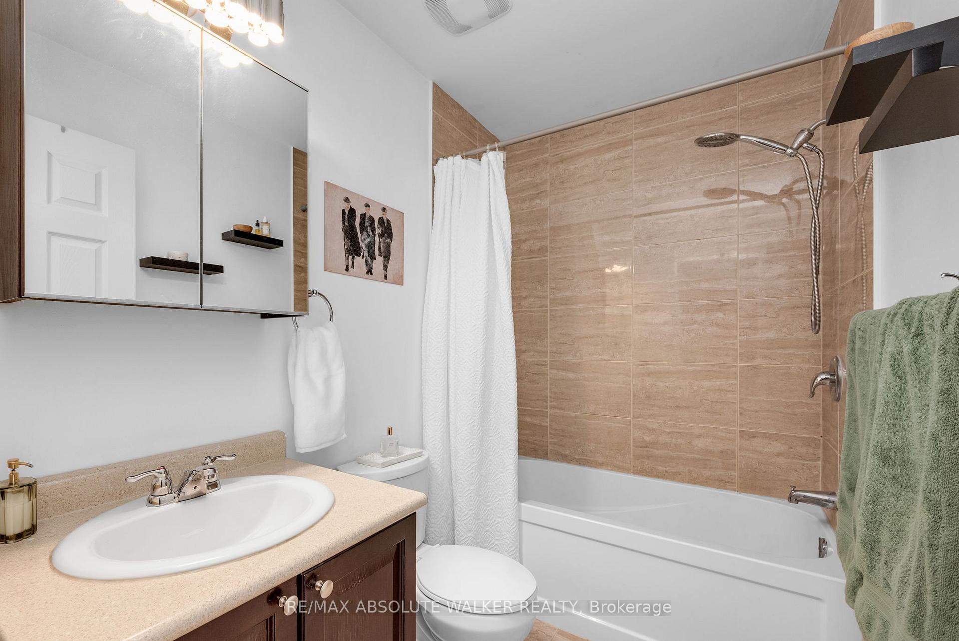 Photo 24 of 156 Sunshine Crescent, Ottawa, Notting Hill/Summerside — HOMEH