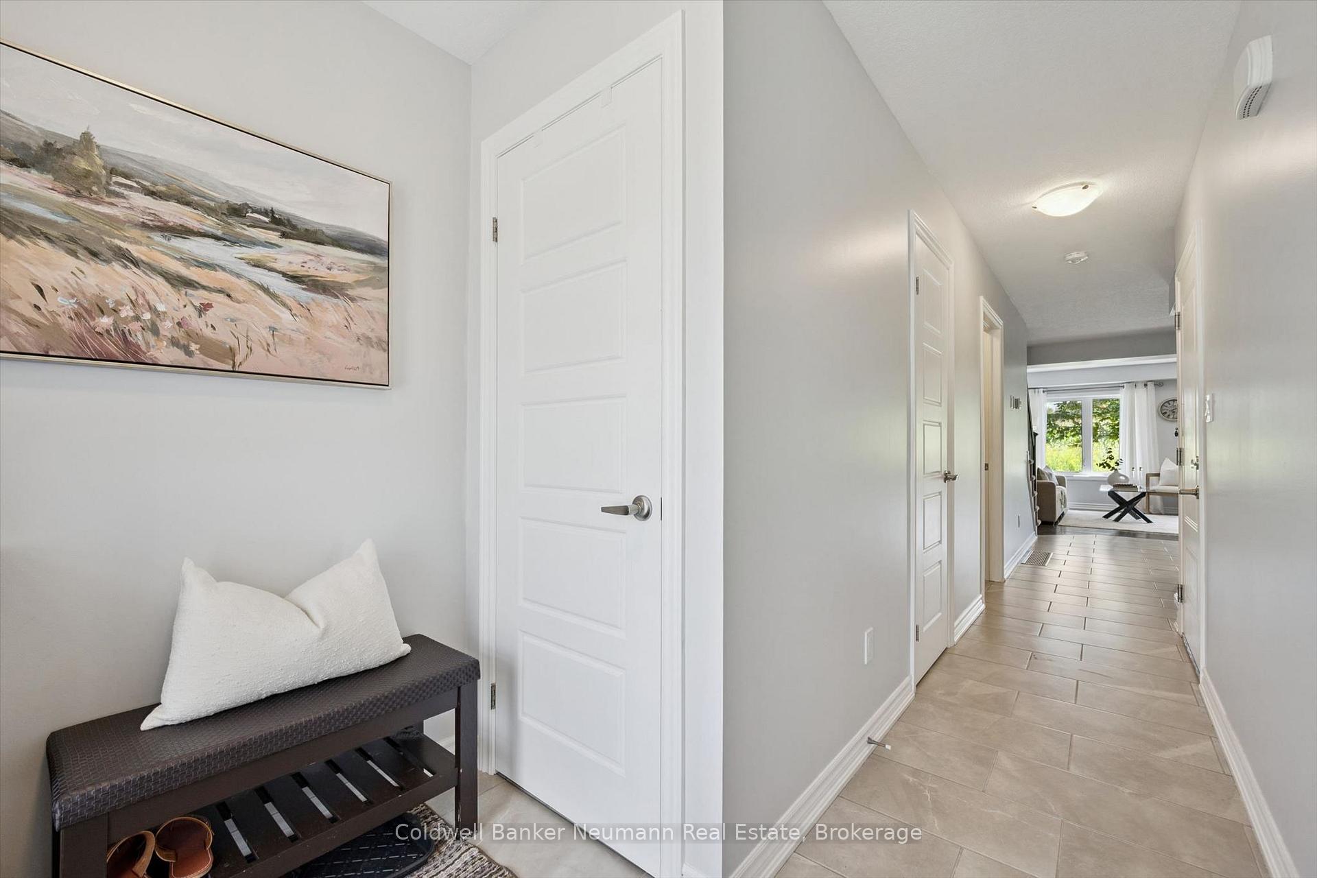 Photo 3 of Unit 3, 91 Poppy Drive E, Guelph, Pineridge/Westminster Woods — HOMEH