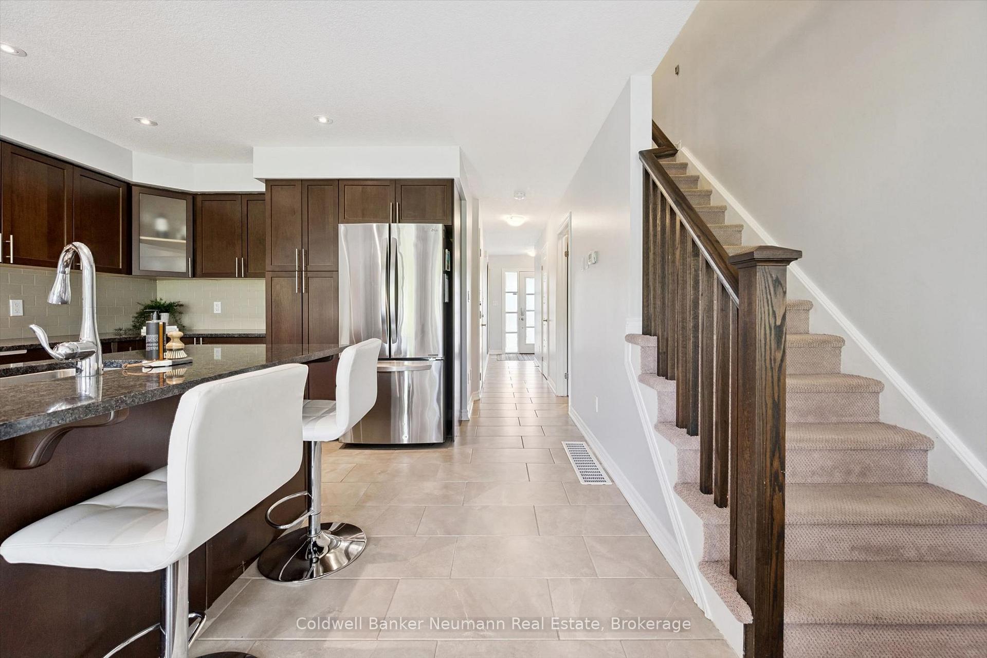 Photo 4 of Unit 3, 91 Poppy Drive E, Guelph, Pineridge/Westminster Woods — HOMEH