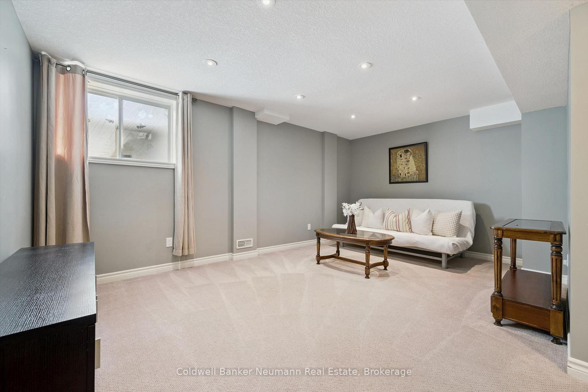 Photo 26 of Unit 3, 91 Poppy Drive E, Guelph, Pineridge/Westminster Woods — HOMEH