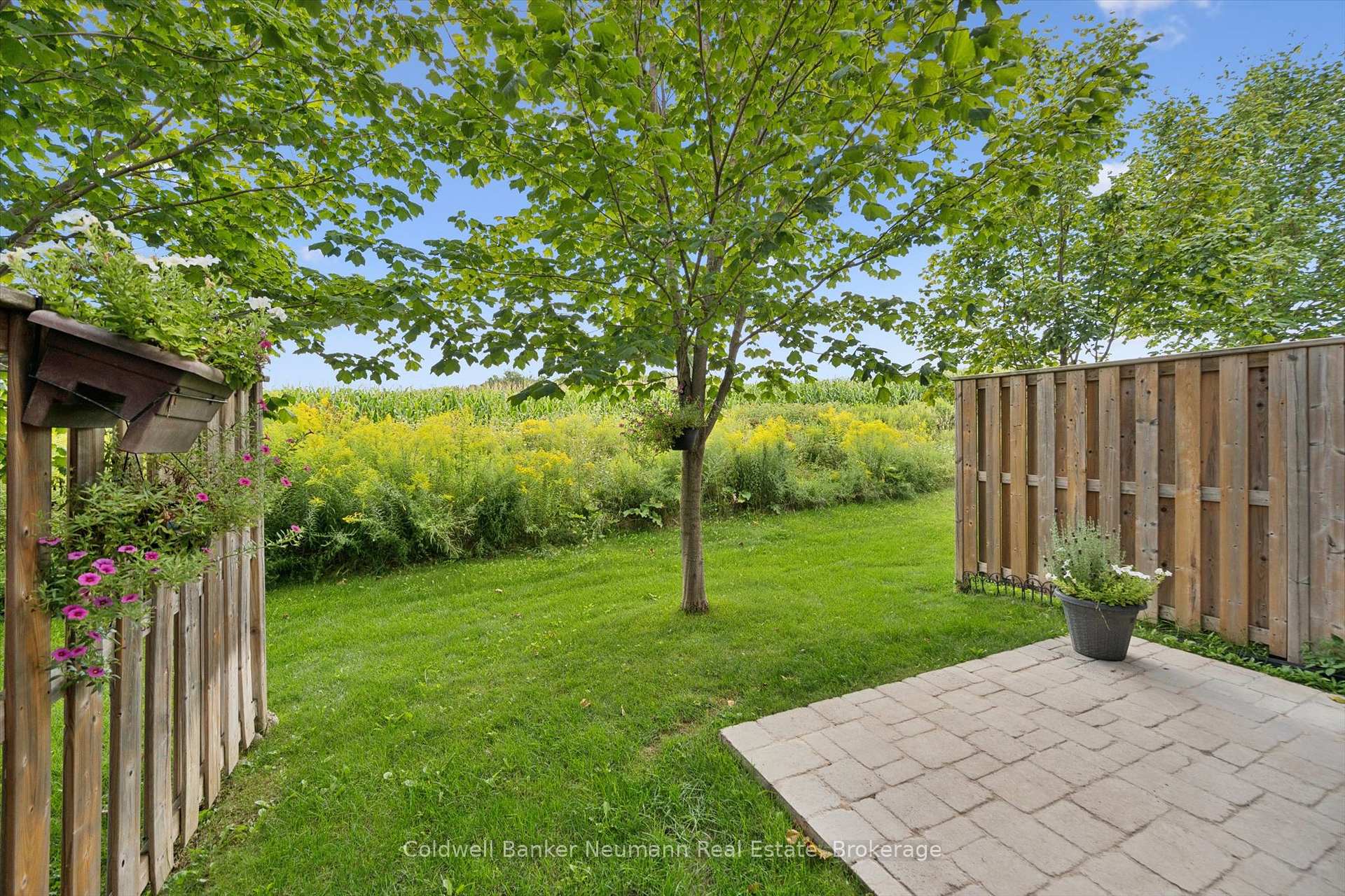 Photo 29 of Unit 3, 91 Poppy Drive E, Guelph, Pineridge/Westminster Woods — HOMEH