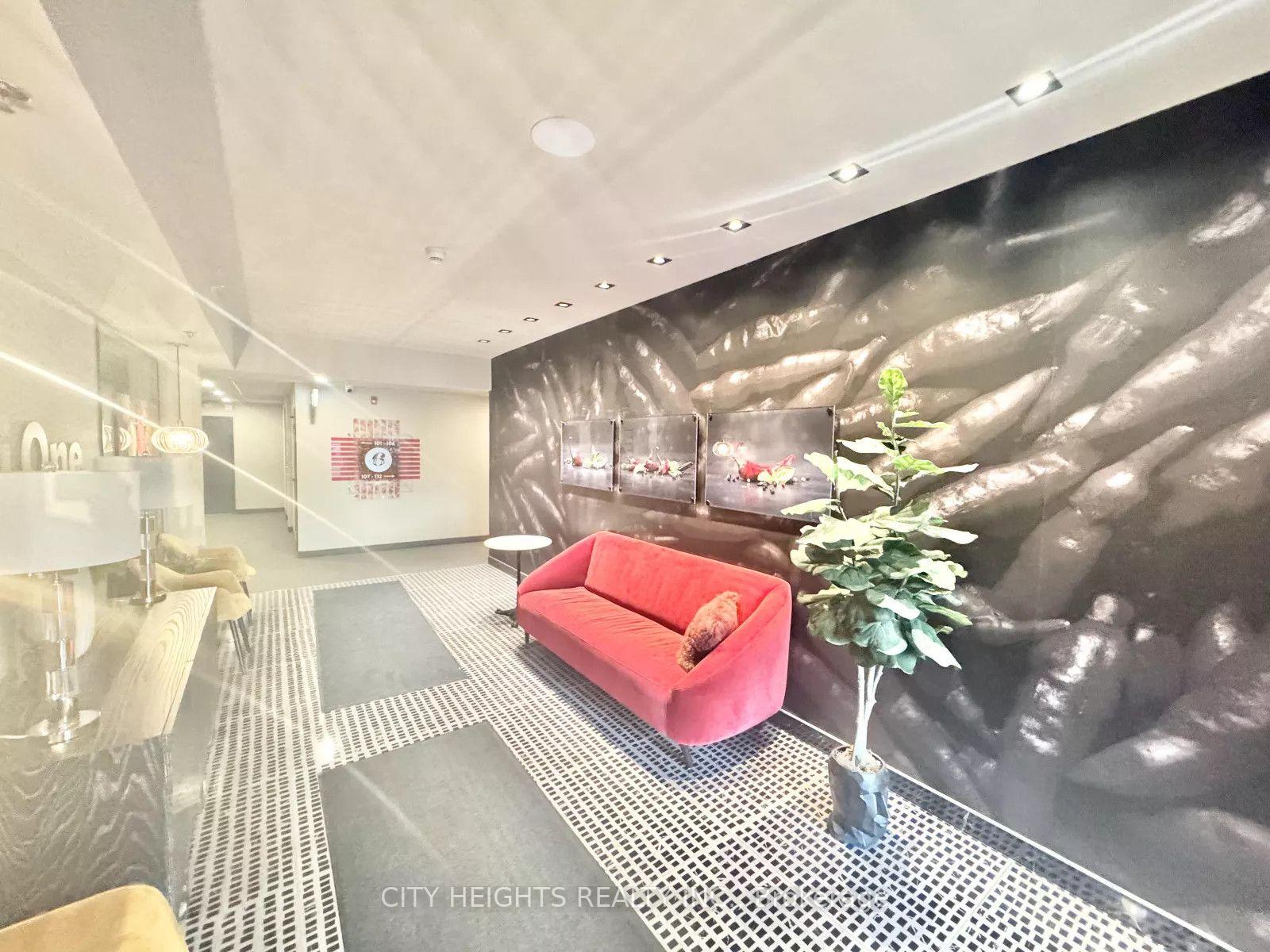 Photo 30 of Unit 205, 10 Culinary Lane, Barrie, Innis-Shore — HOMEH