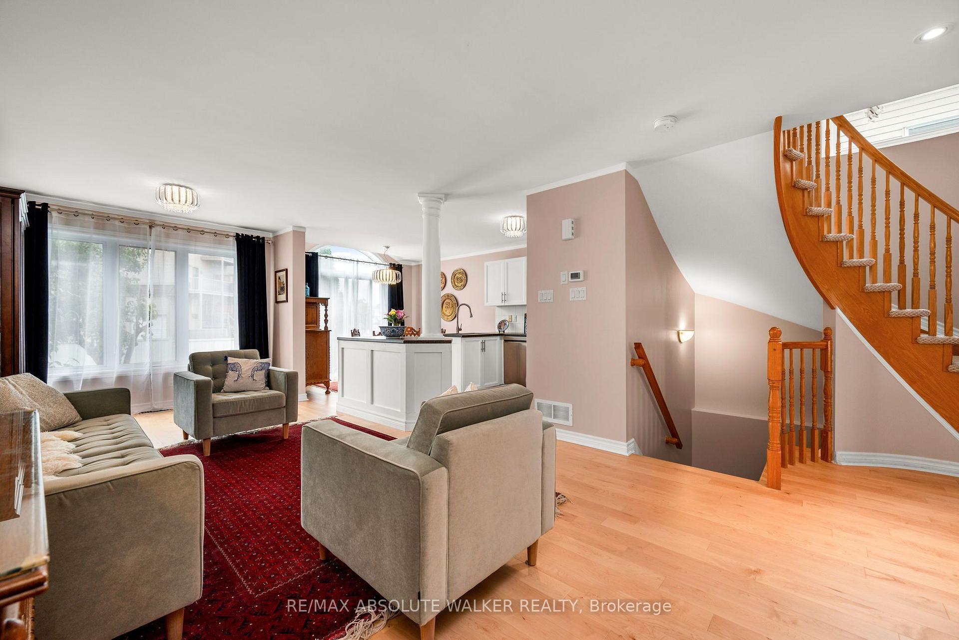 Photo 14 of 446 Goldenbrook Way, Ottawa, Avalon East — HOMEH