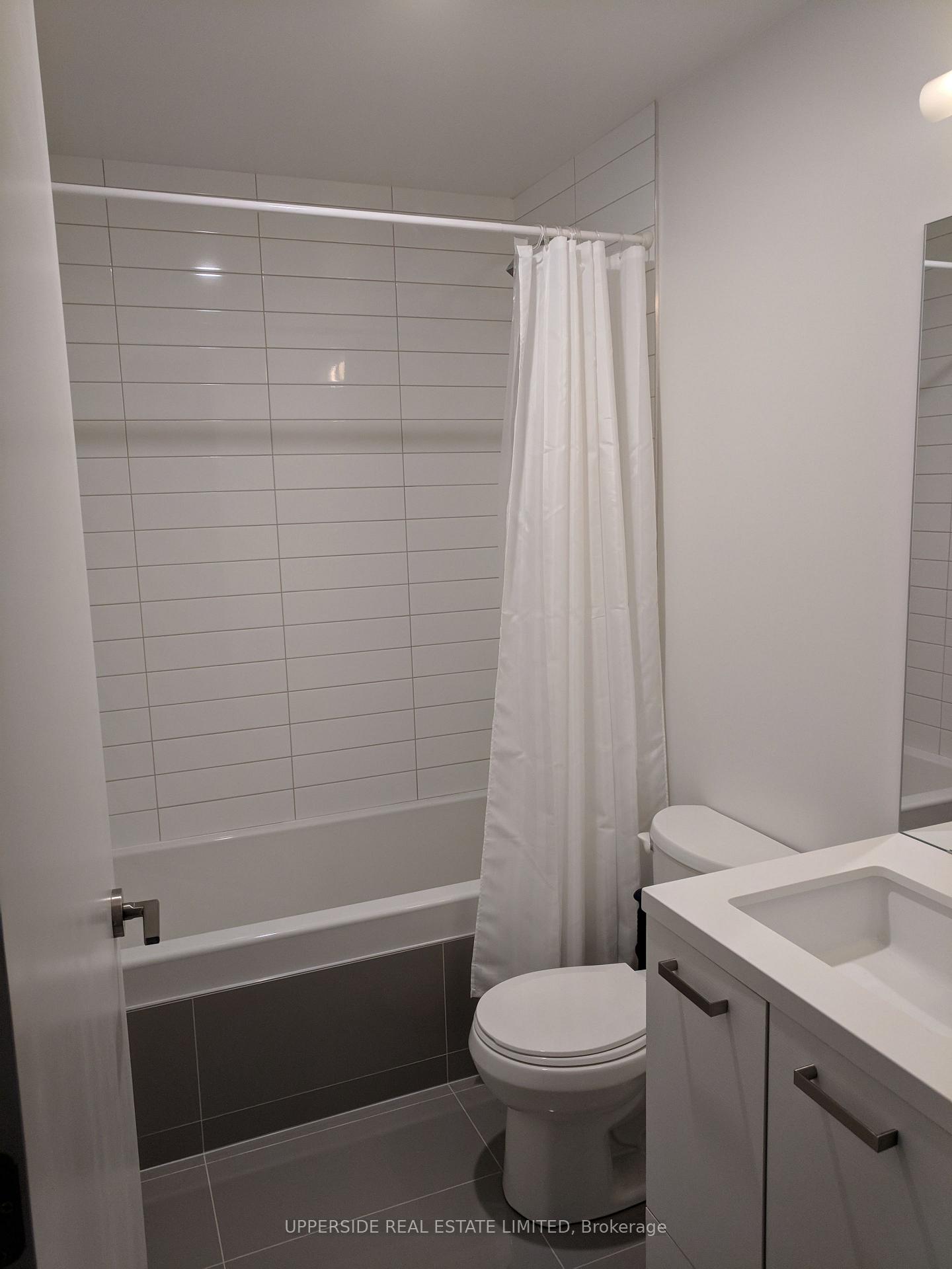 Photo 8 of Unit 912, 39 Brant Street, Toronto, Waterfront Communities — HOMEH