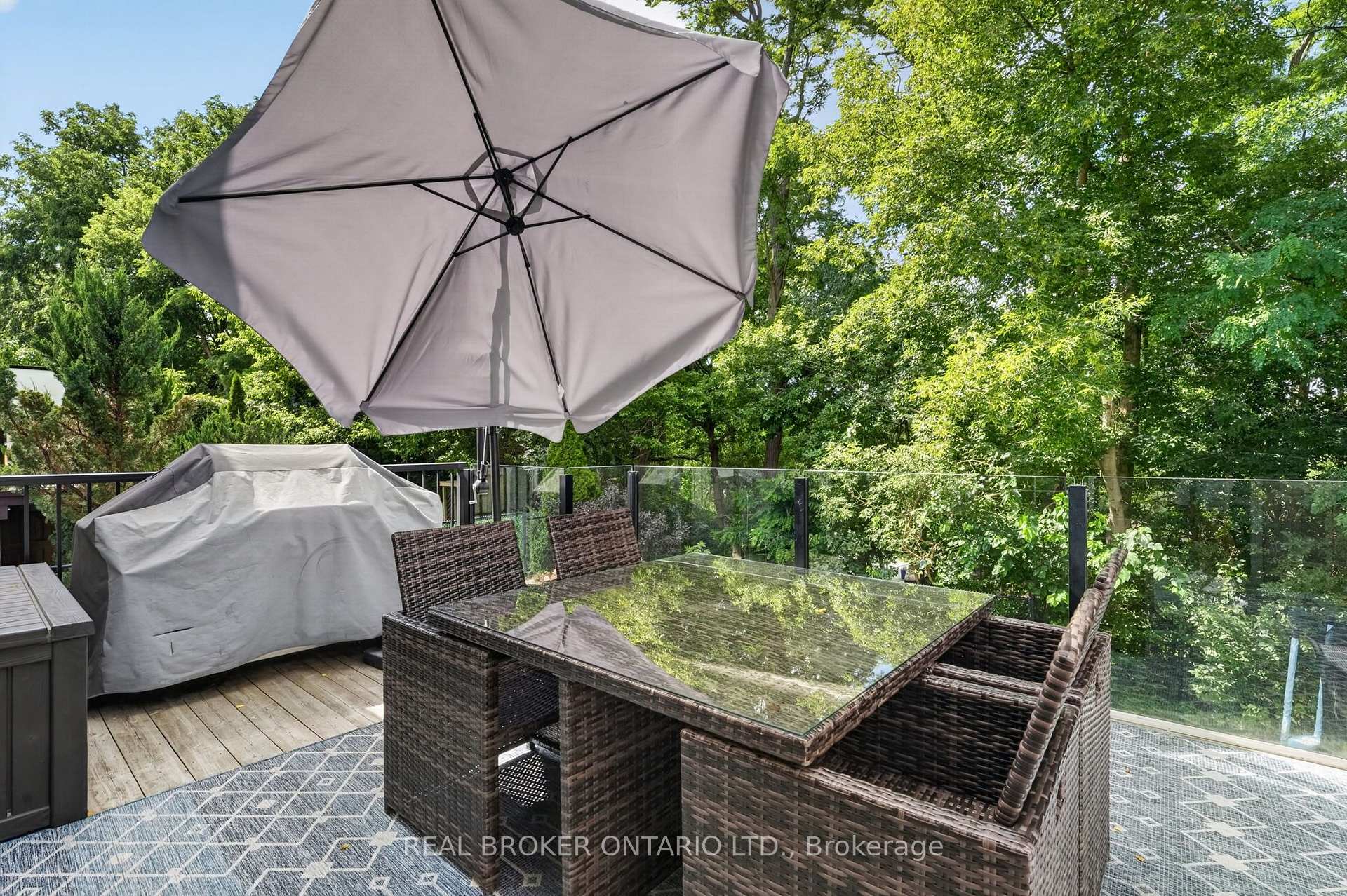 Photo 19 of 60 Meadowglen Boulevard, Halton Hills, Georgetown — HOMEH